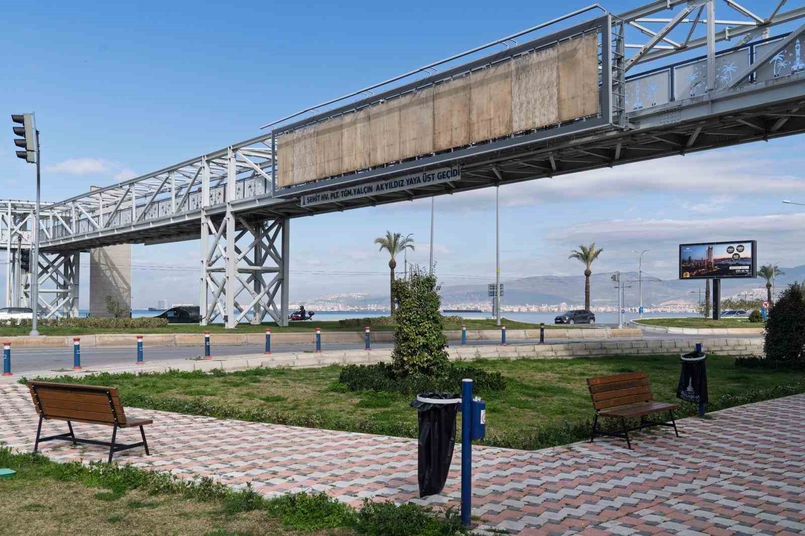 İzmir’de şehitlerin isimleri üstgeçitlerde yaşayacak
