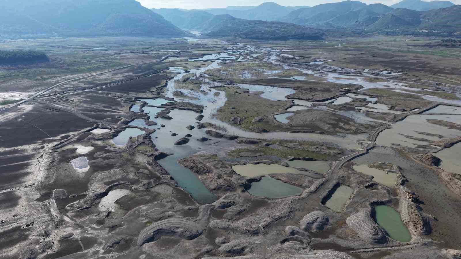 İzmir’de susuzluğa karşı üç aşamalı plan
