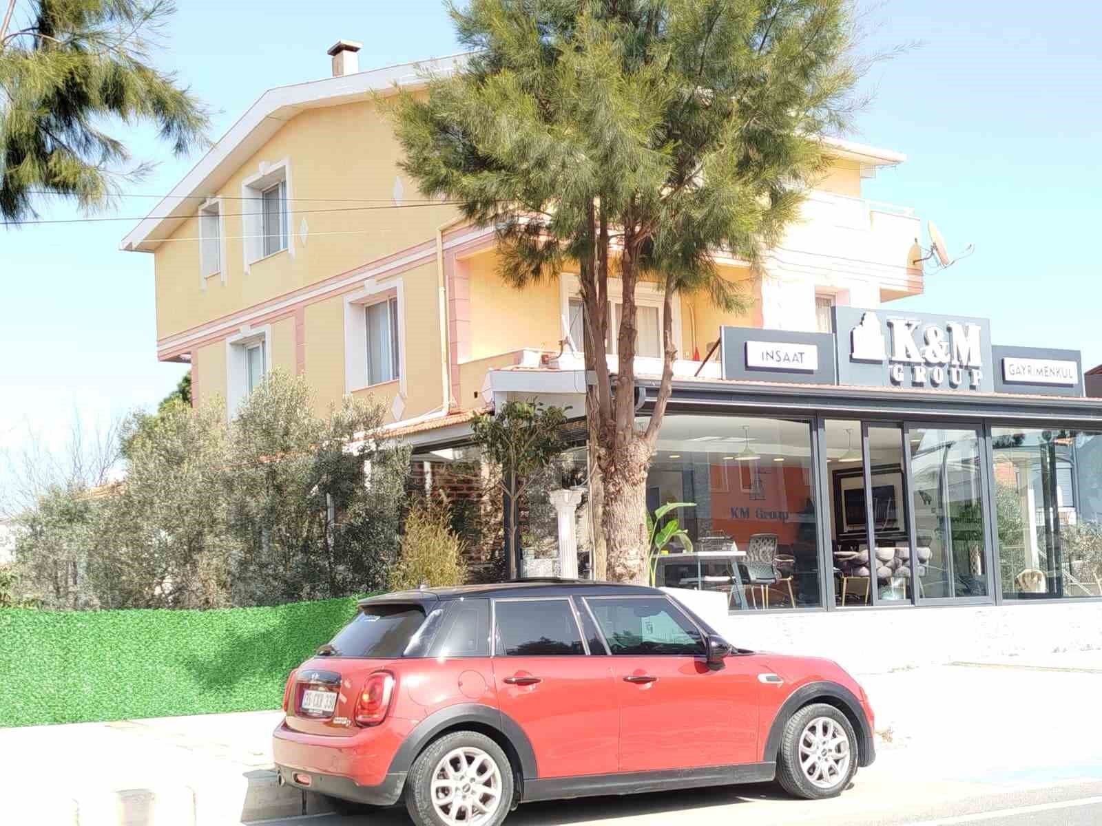 İzmir’de tahliye davası cinayetle bitti: Ev sahibi kiracısının oğlunu öldürdü
