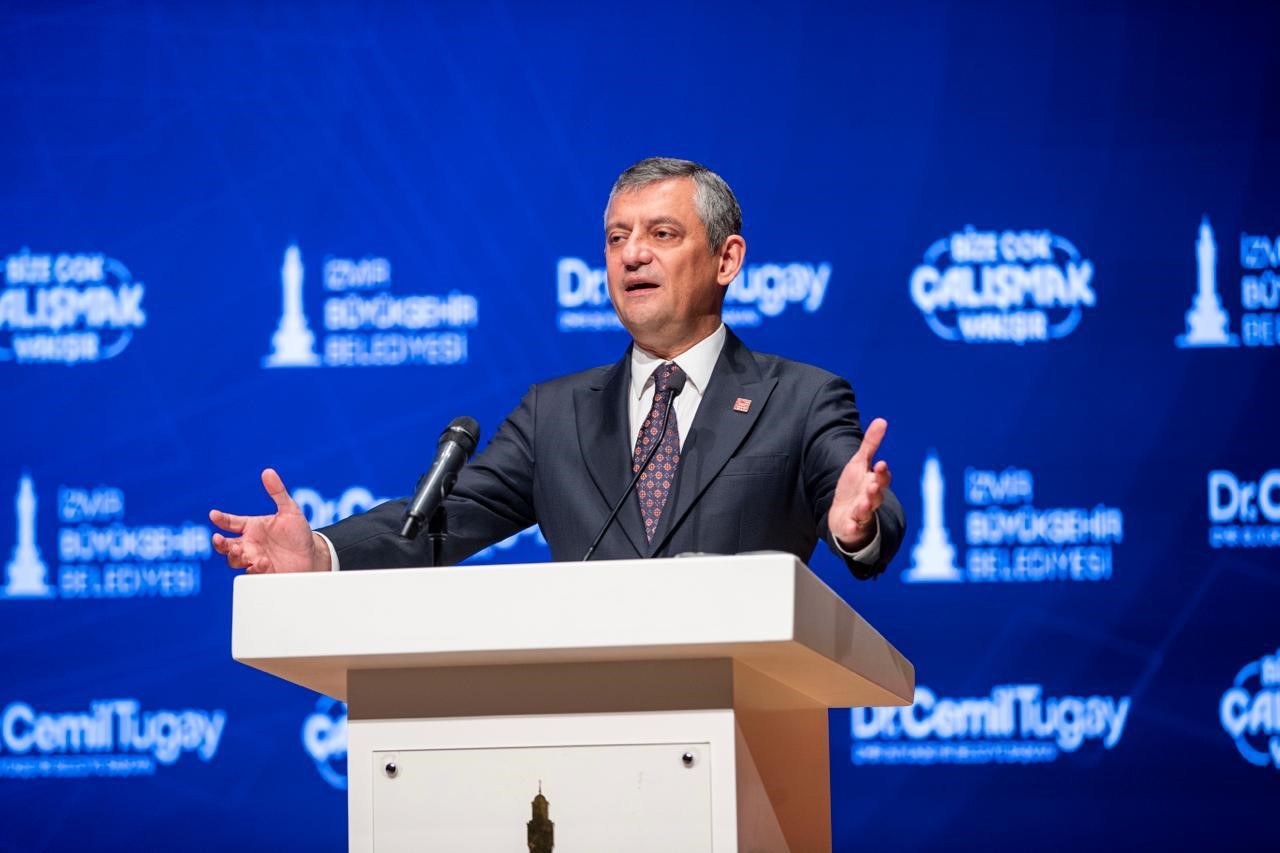 İzmir’de tarihi gün; Büyükşehir’den toplu açılış ve temel atma töreni
