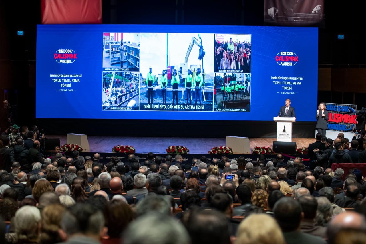 İzmir’de tarihi gün; Büyükşehir’den toplu açılış ve temel atma töreni
