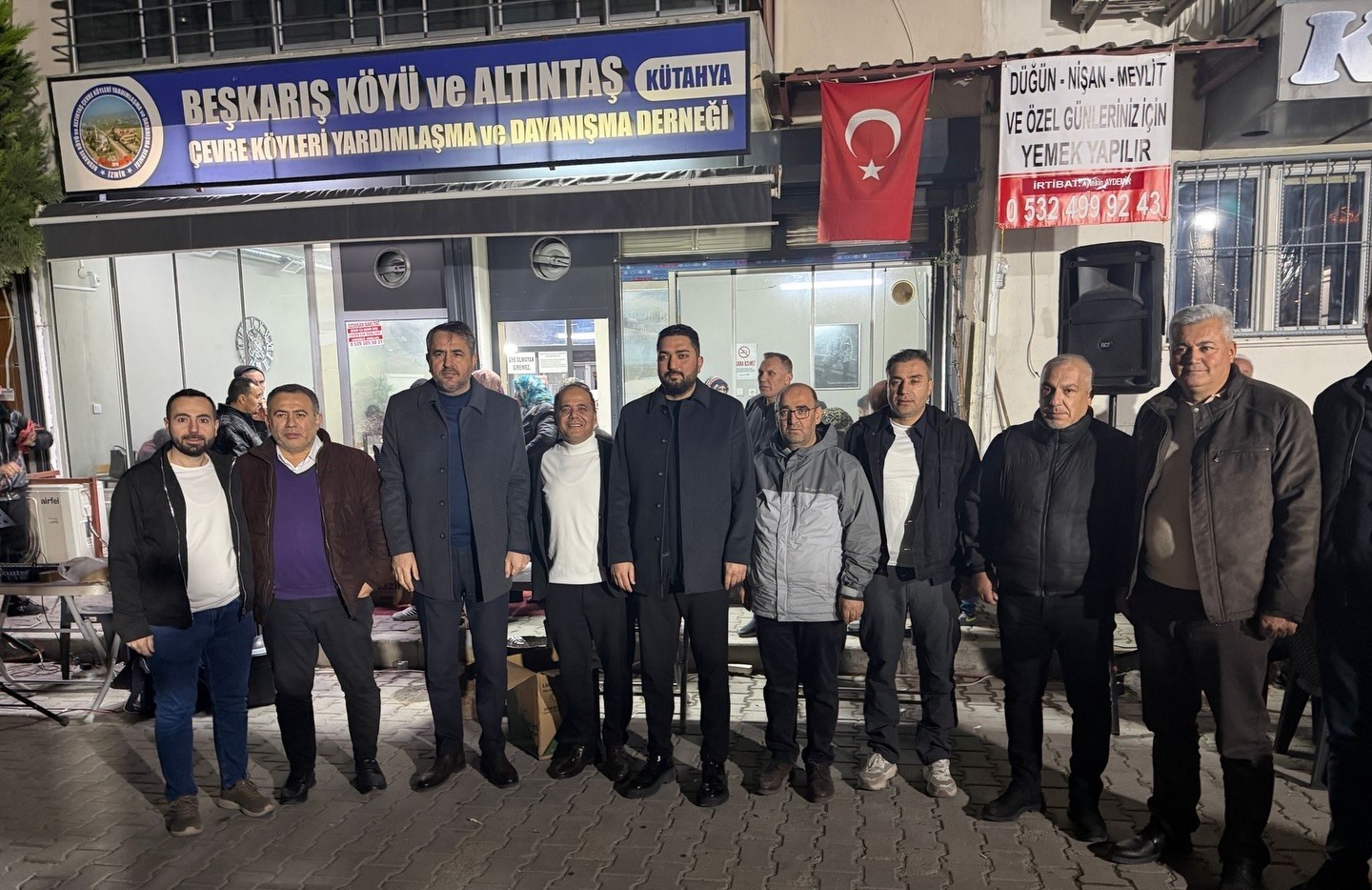 İzmir’de yaşayan Kütahyalıları iftar sofrasında buluşturdu
