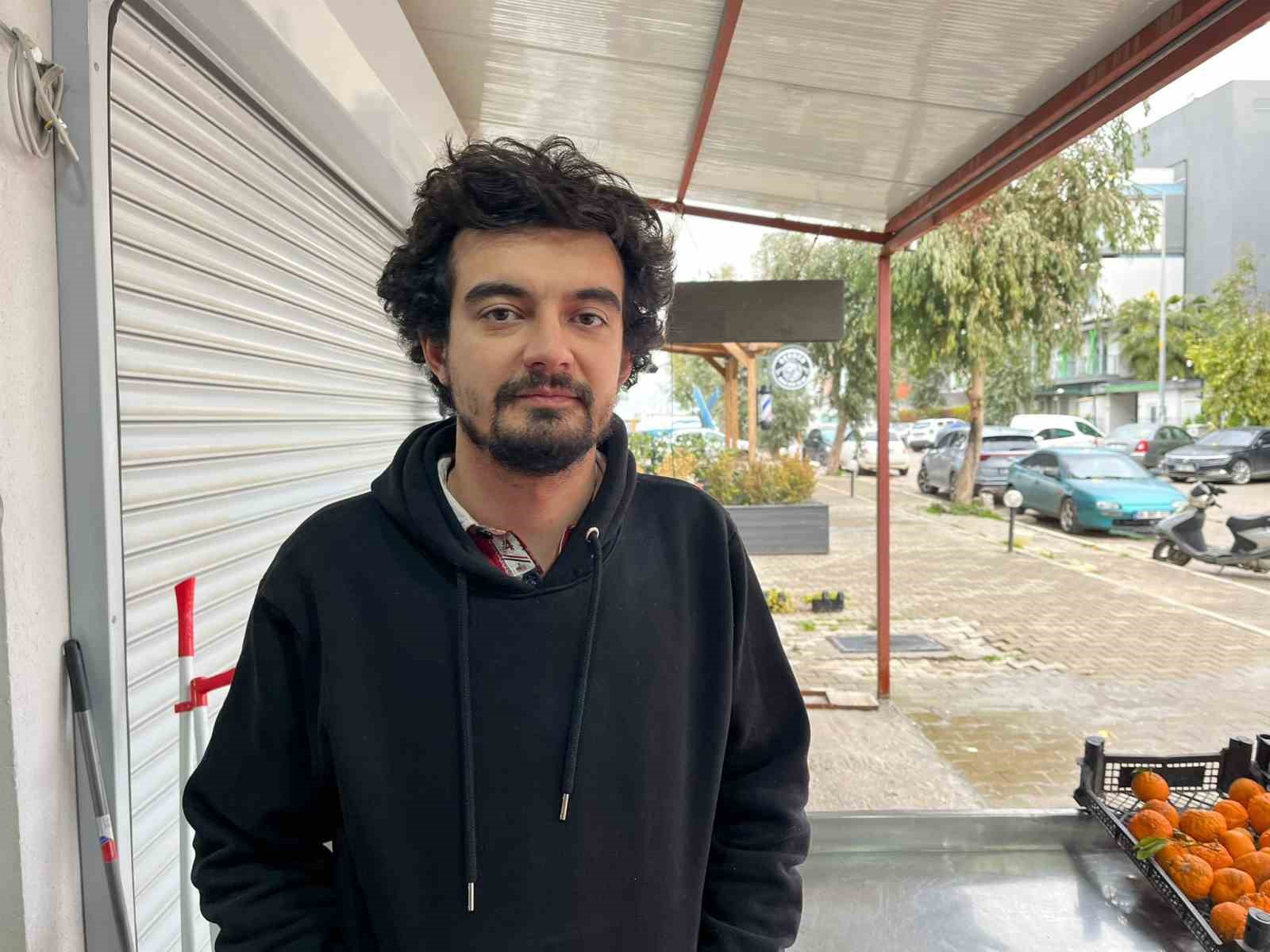 İzmir’deki korkunç cinayetin görgü tanığı konuştu: "Silah sesine koştuk, kanlar içinde bulduk"
İzmir’deki korkunç cinayetin görgü tanığı konuştu: "Silah sesine koştuk, kanlar içinde bulduk"