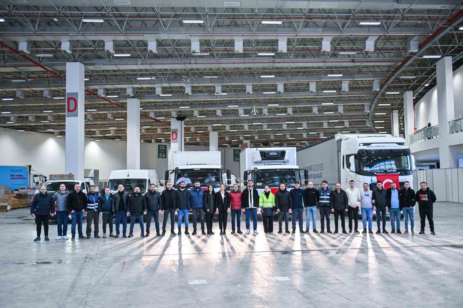 İzmir’den Hatay’a dayanışma köprüsü
