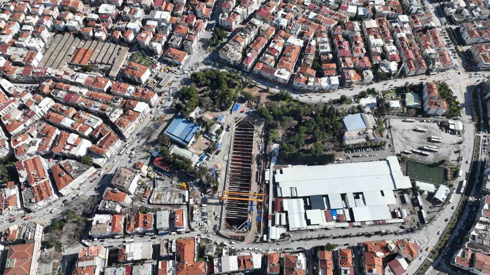 İzmir’in dev projesi Buca Metrosu’nda tünel kazıları tamamlandı
