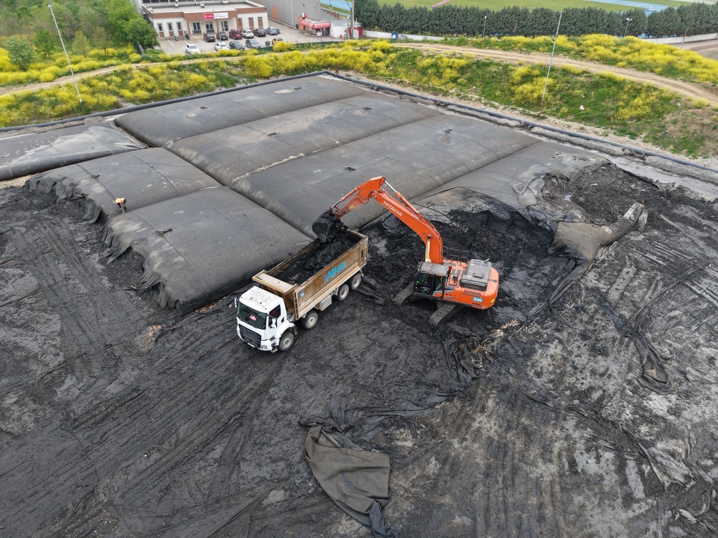 İzmit Körfezi’nden 1 milyon 750 bin metreküp dip çamuru temizlendi
