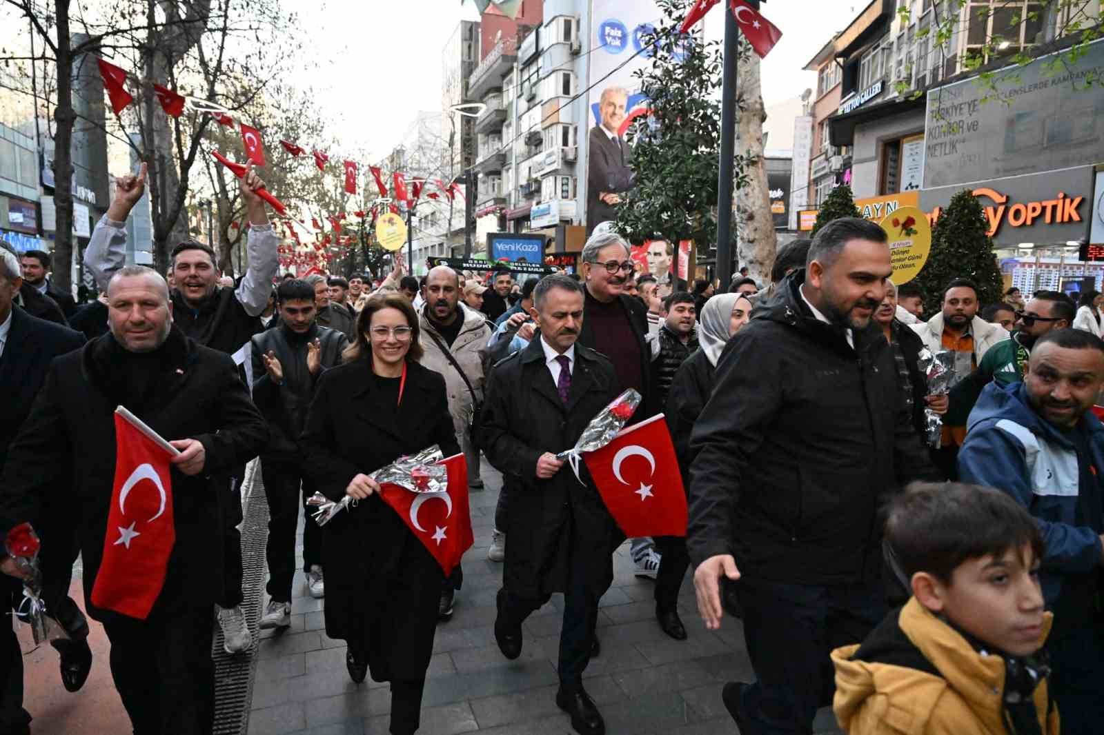 İzmit sokaklarında renkli etkinlik
