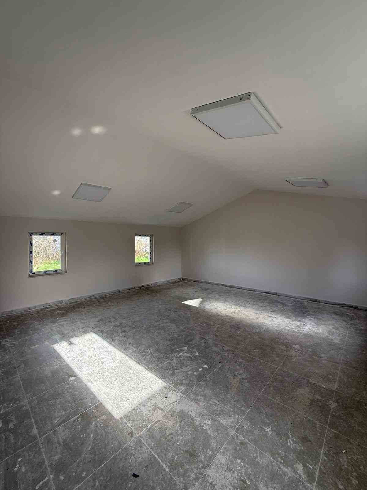 İzmit’te atıl durumdaki okul binası sosyal tesise dönüştürülüyor
