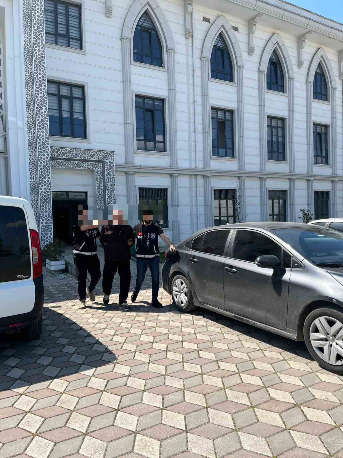 İzmit’teki eğlence mekanına silahlı saldırıyla ilgili tutuklu sayısı 14’e yükseldi
