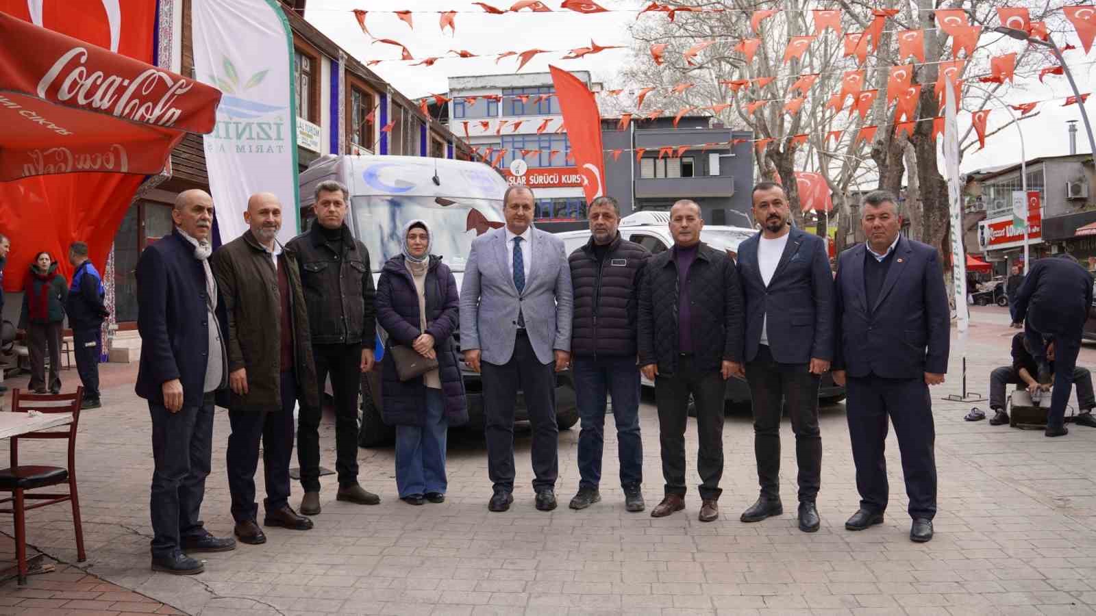 İznik Belediyesi hizmet filosunu güçlendirdi
