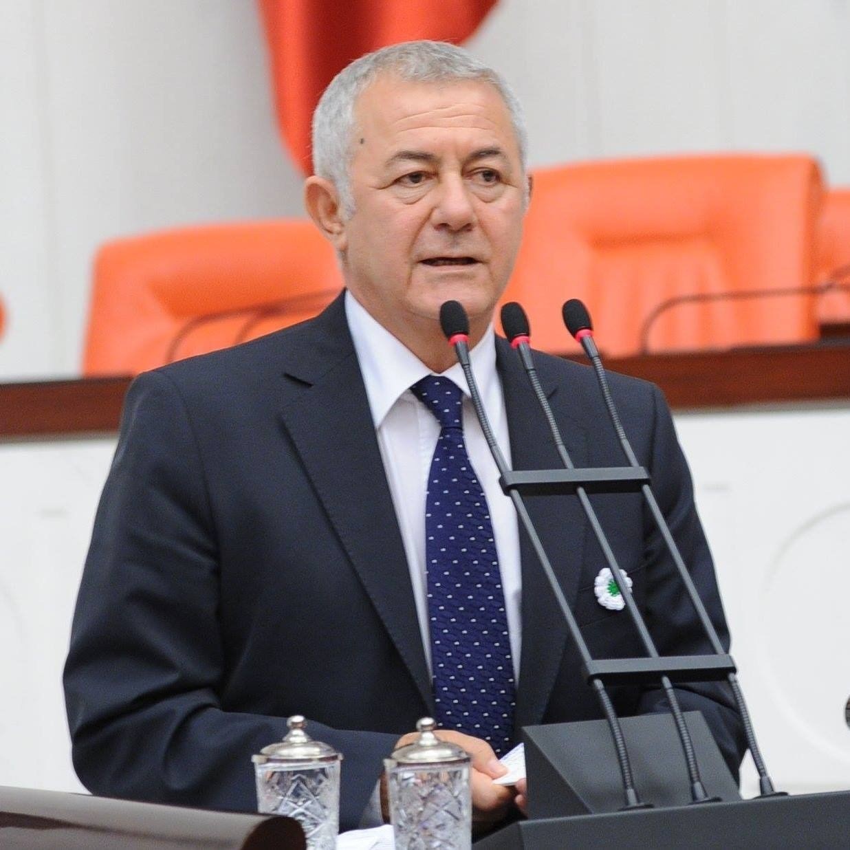 İZSİAD Danışma Kurulu adaylık için Yüksel isminde uzlaştı
