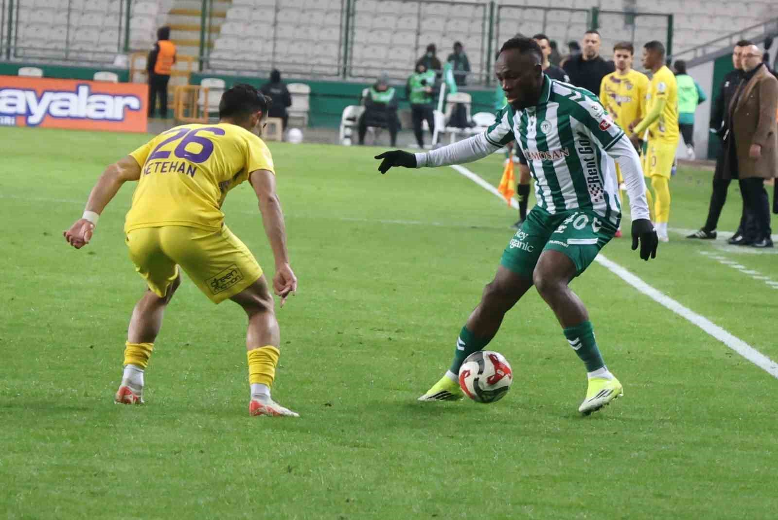 Jackson Muleka: "Yüzde yüzümüzü vereceğiz ve terimizin son damlasına kadar savaşmaya devam edeceğiz"
