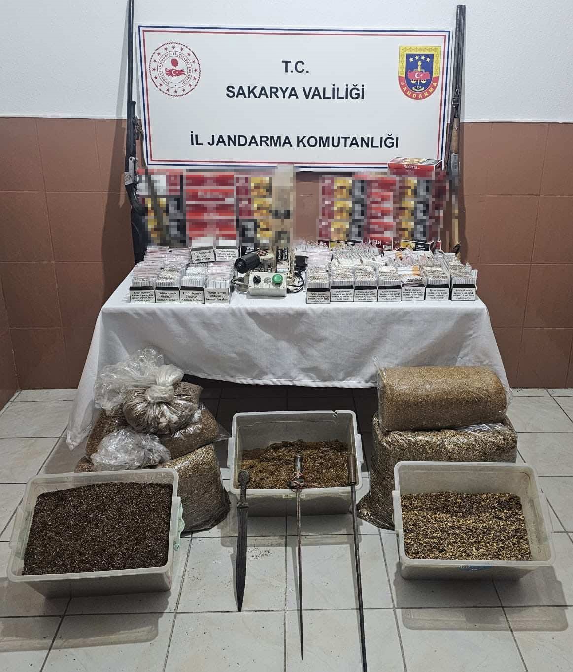 Jandarma kaçakçılığa geçit vermiyor: 3 gözaltı
