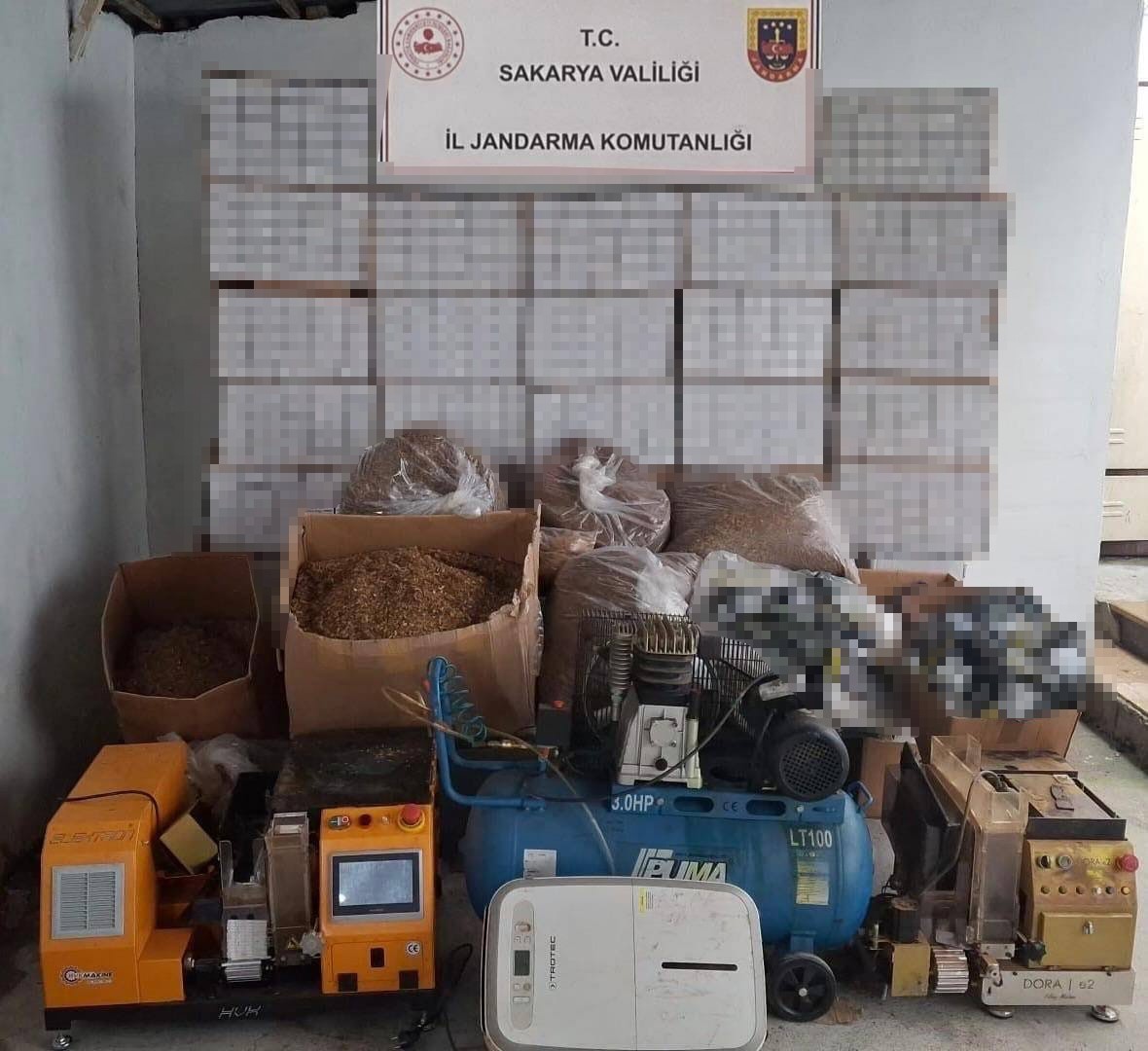 Jandarma kaçakçılığa geçit vermiyor: 4 ilçede 6 gözaltı
