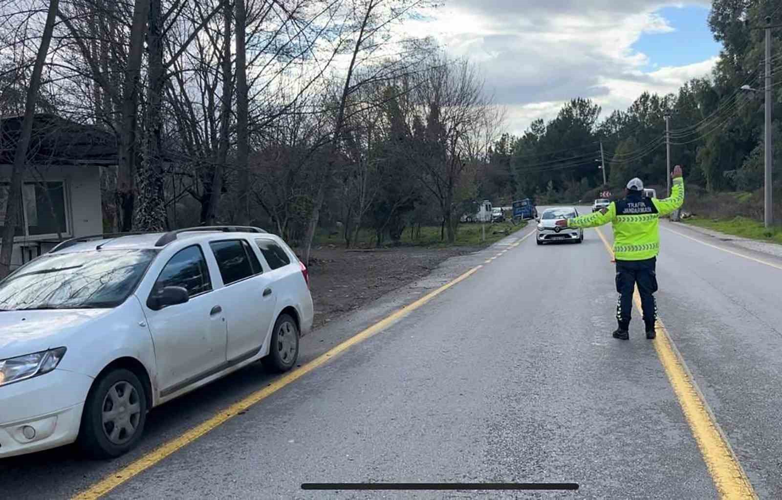 Jandarma trafik ekipleri bir haftada 25 bin 250 araç denetledi

