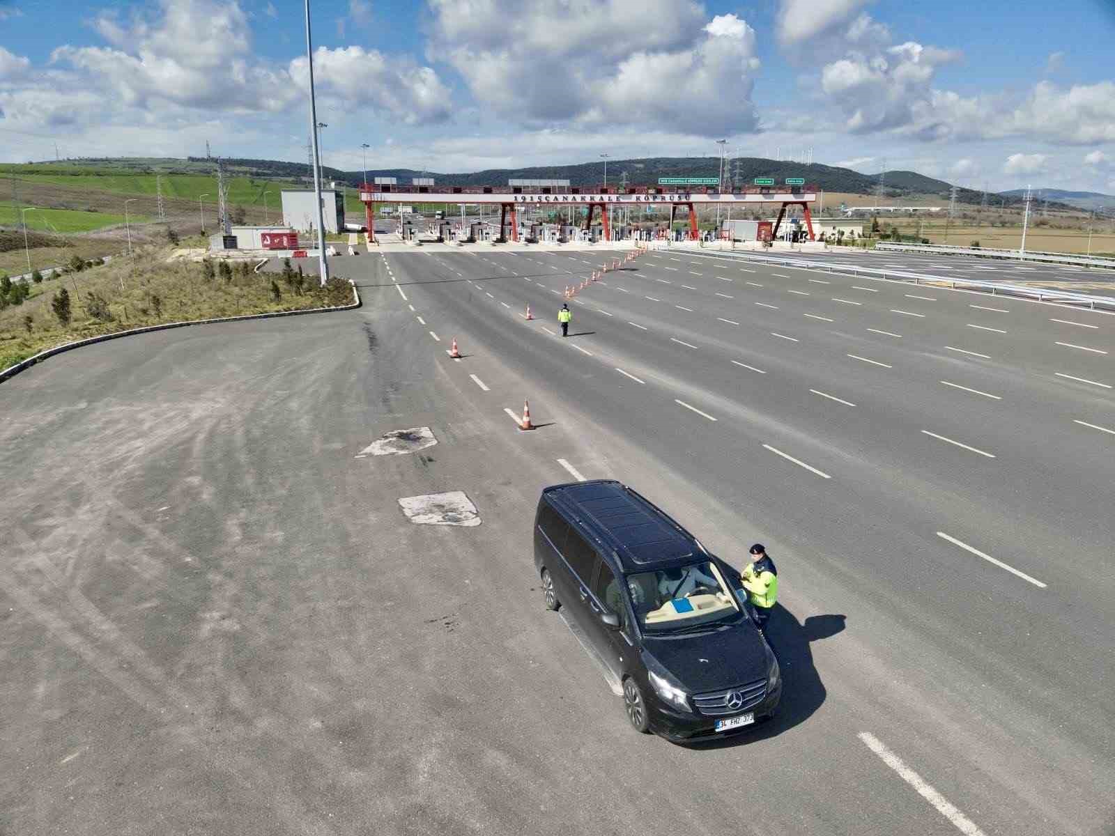 Jandarmadan 1915 Çanakkale Köprüsünde dronlu trafik denetimi
