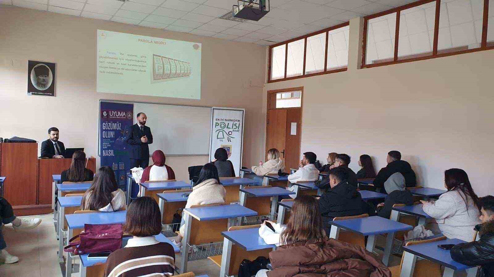 Jandarmadan madde bağımlılığı ile mücadele semineri
