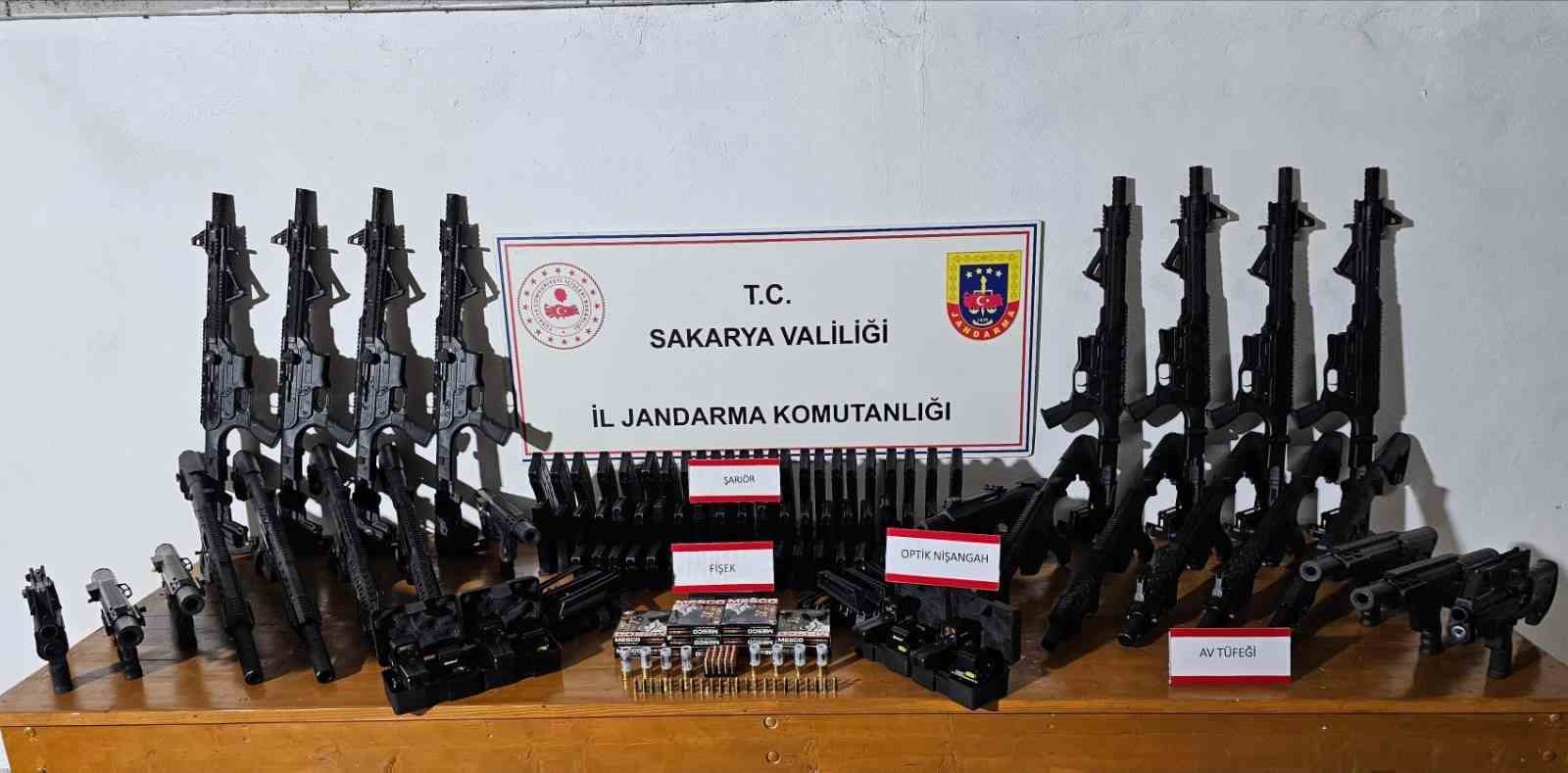 Jandarmadan ruhsatsız silah operasyonu: 221 bin TL ceza
