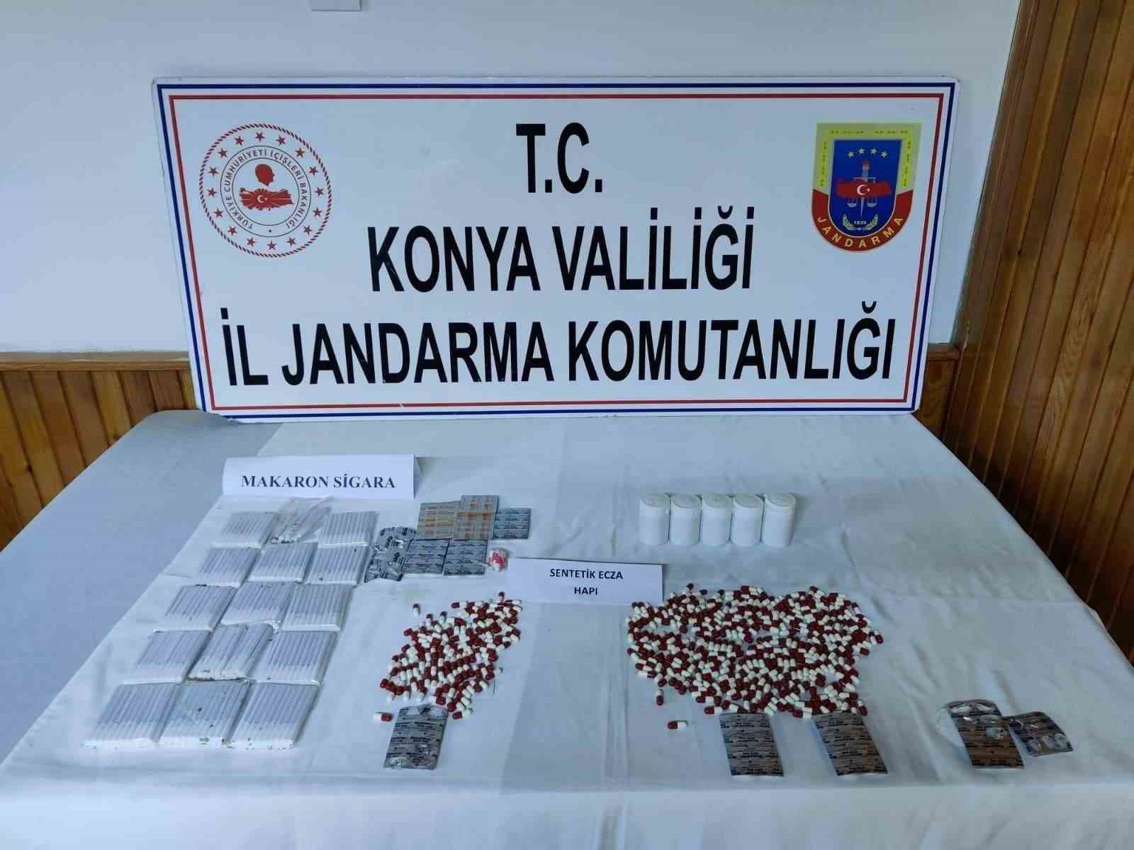 Jandarmadan uyuşturucu operasyonları: 8 kişi tutuklandı
