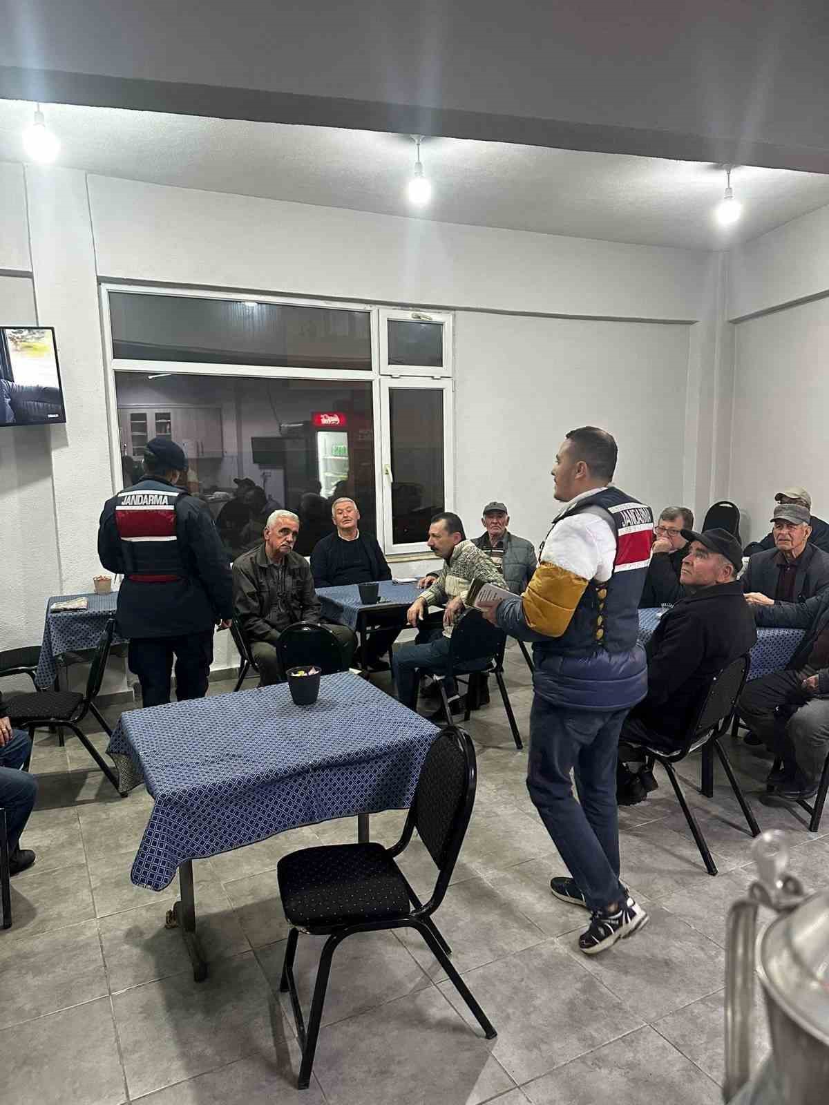 Jandarmadan vatandaşlara siber güvenlik bilgilendirmesi
