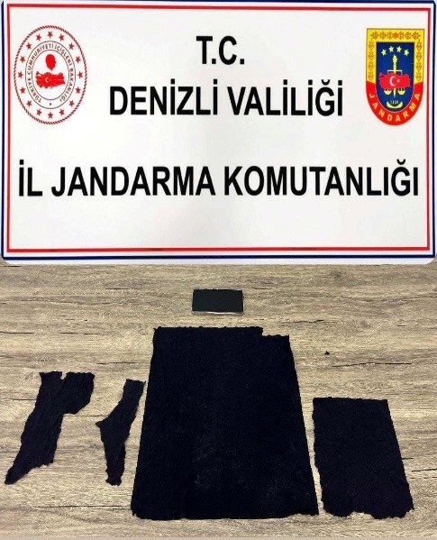 Jandarmanın gözaltına aldığı 20 zehir tacirlerinden 6’sı tutuklandı
