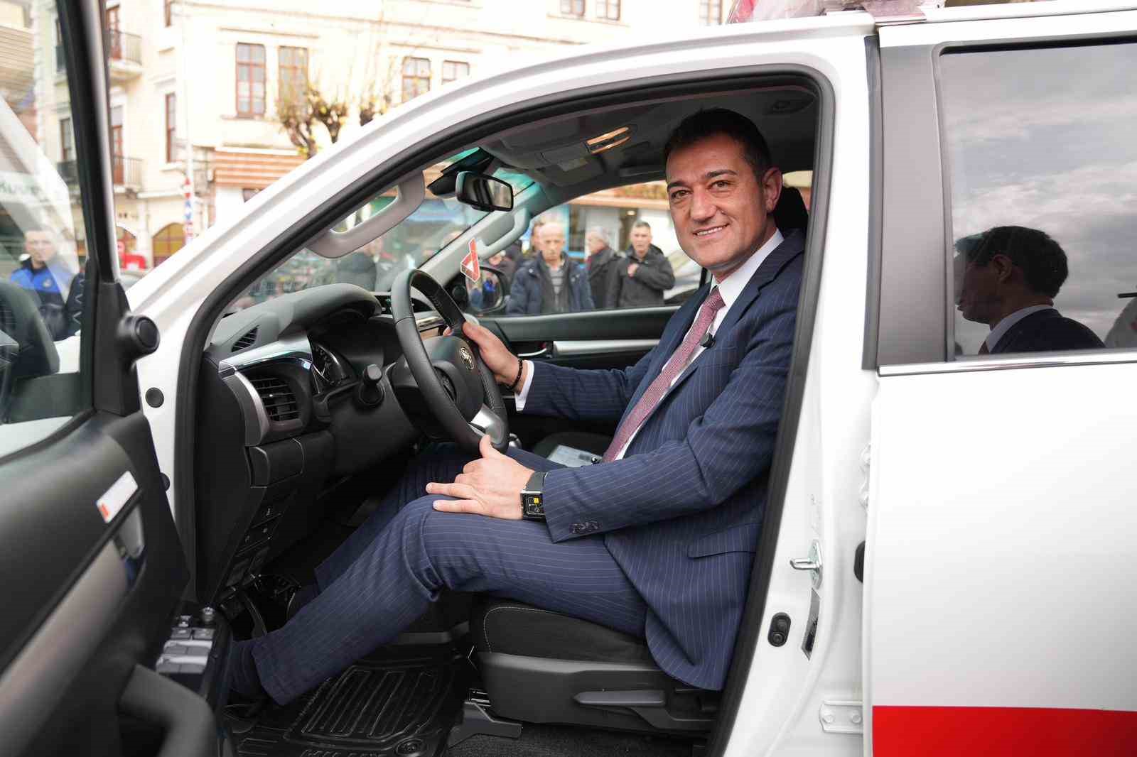 Japonya’dan Giresun Belediyesi’ne kurtarma aracı desteği
