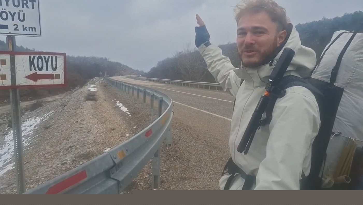 Japonya’ya ulaşmak için Almanya’dan yola çıkan gezgin 6 aydır yürüyor
Japonya’ya ulaşmak için Almanya’dan yola çıkan gezgin 6 aydır yürüyor