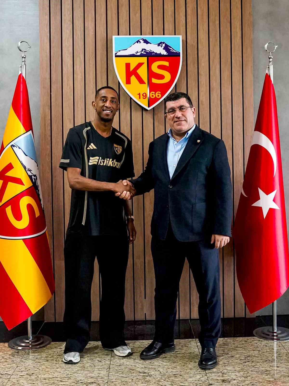 Joshua Brenet, Kayserispor’da
