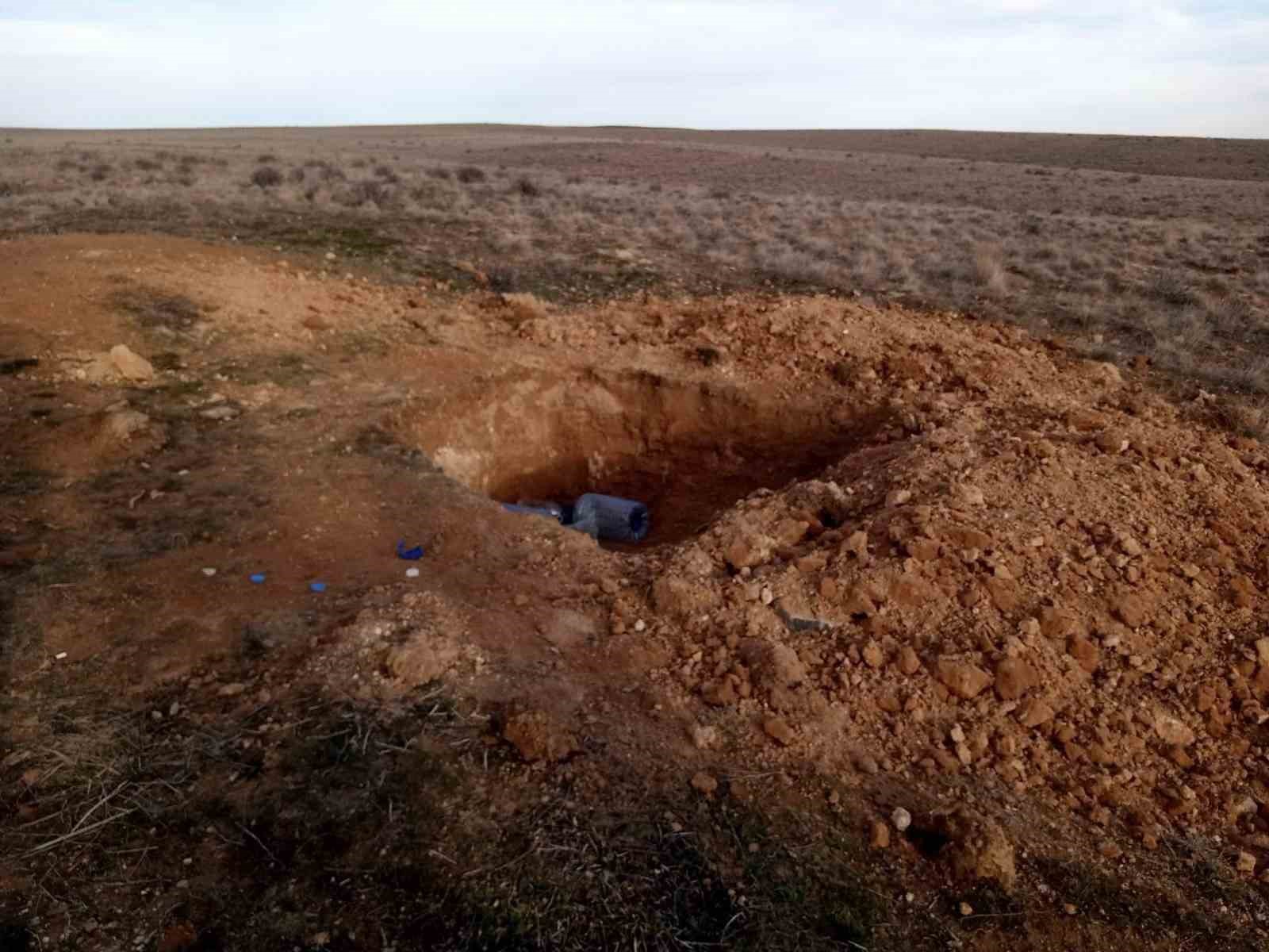 Kaçak kazı yapan 2 kişi suçüstü yakalandı
