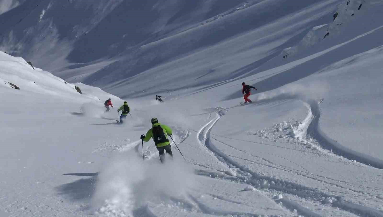 Kaçkarlar’da heliski heyecanı 21. kez başladı

