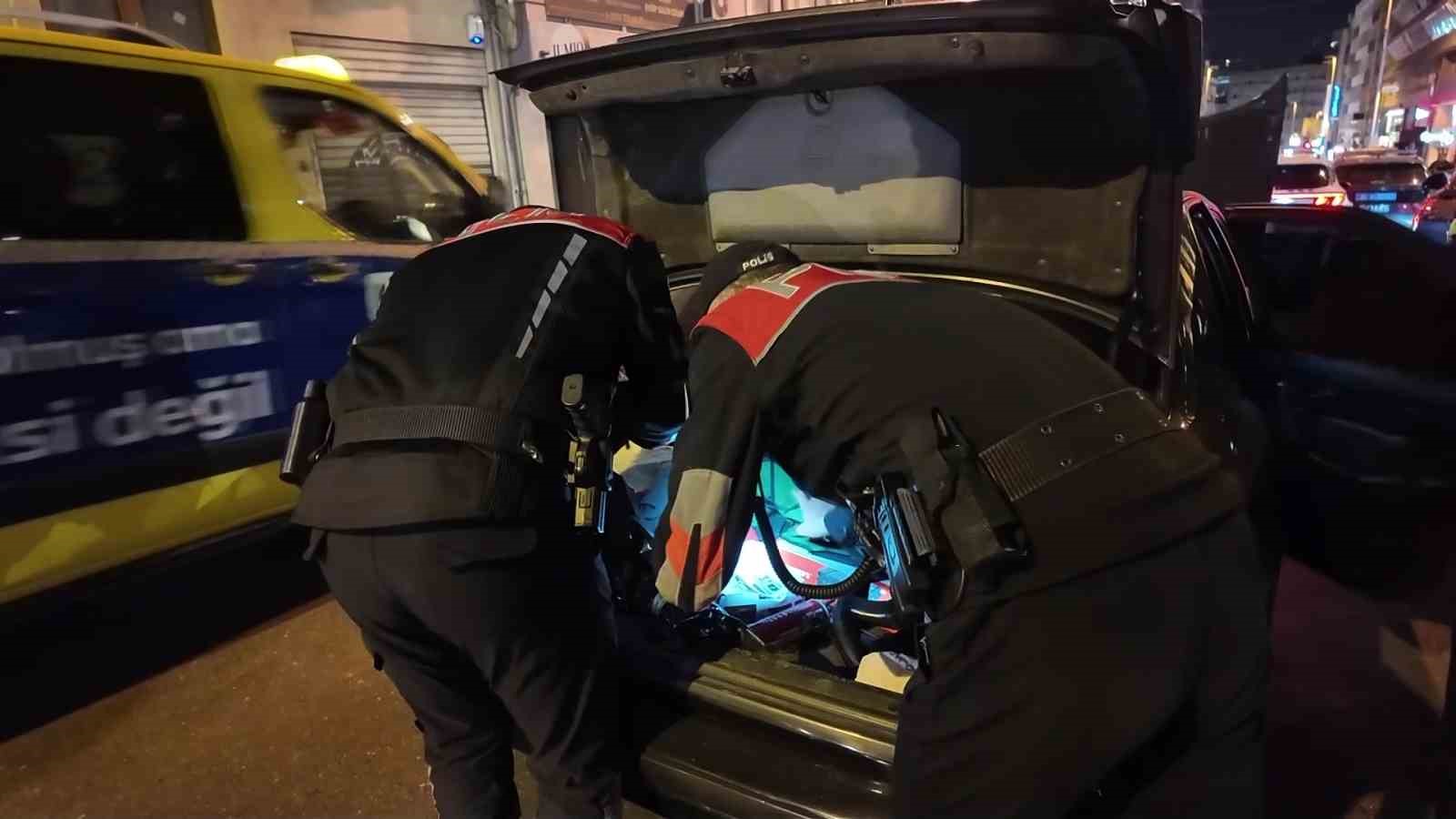 Kadıköy’de helikopter destekli asayiş denetimi
