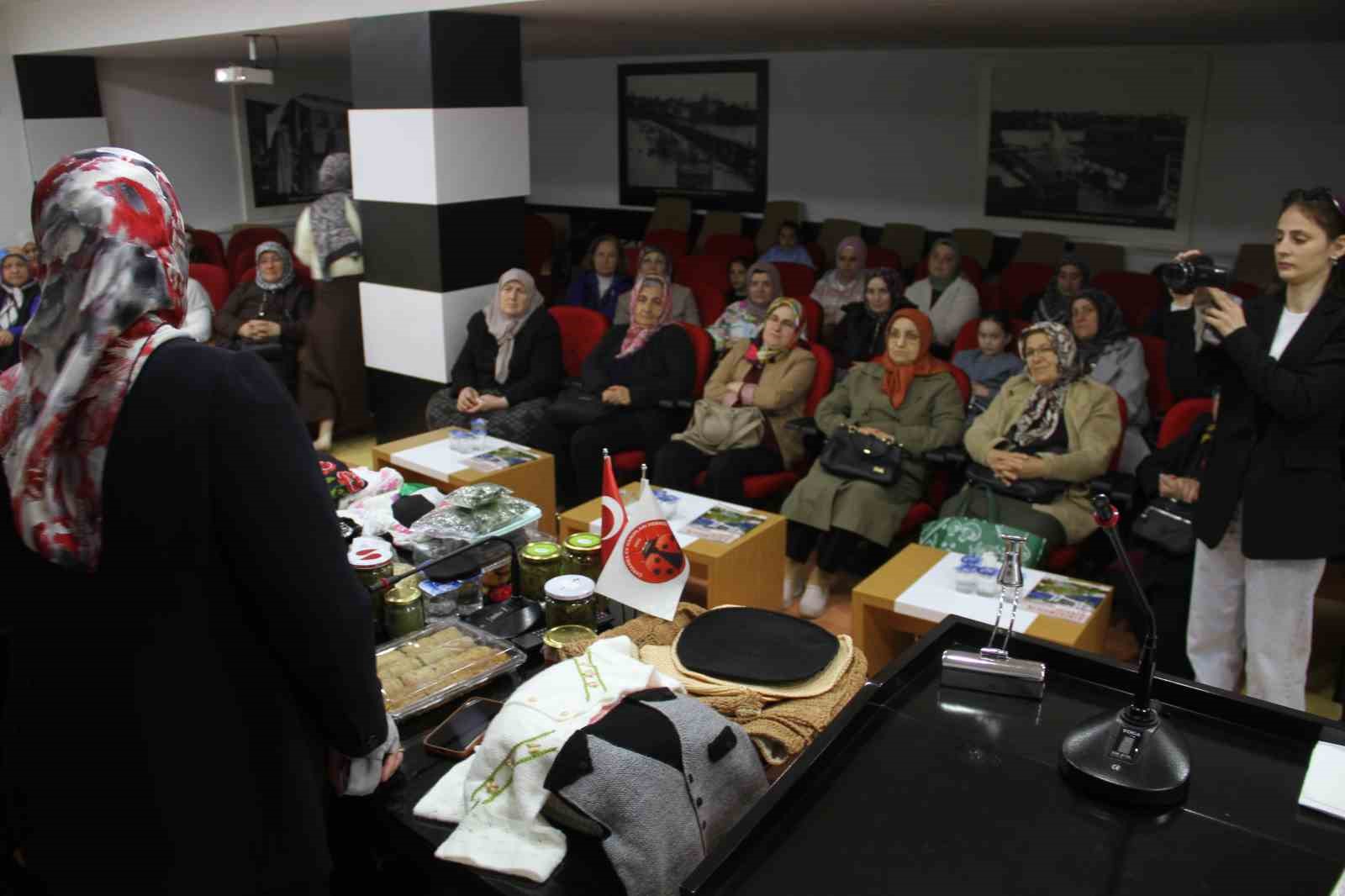 Kadın emeği sınır tanımıyor: ‘Çarşamba’dan dünyaya’
