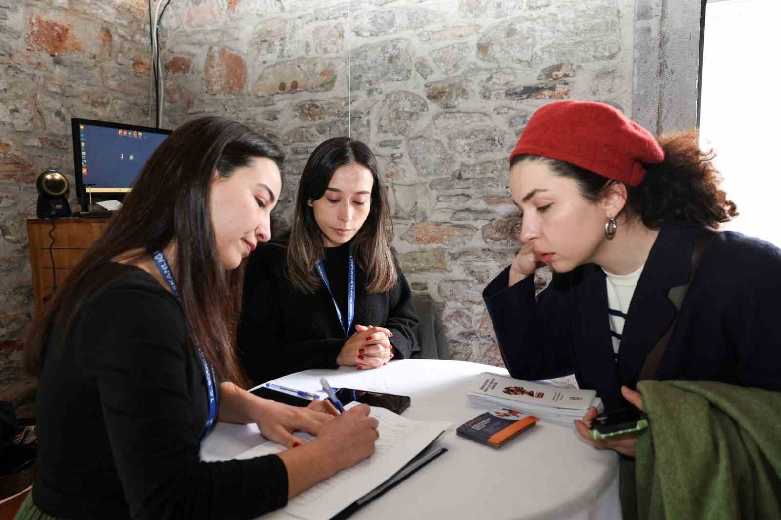 Kadın girişimciler için online ticaret semineri düzenlendi
