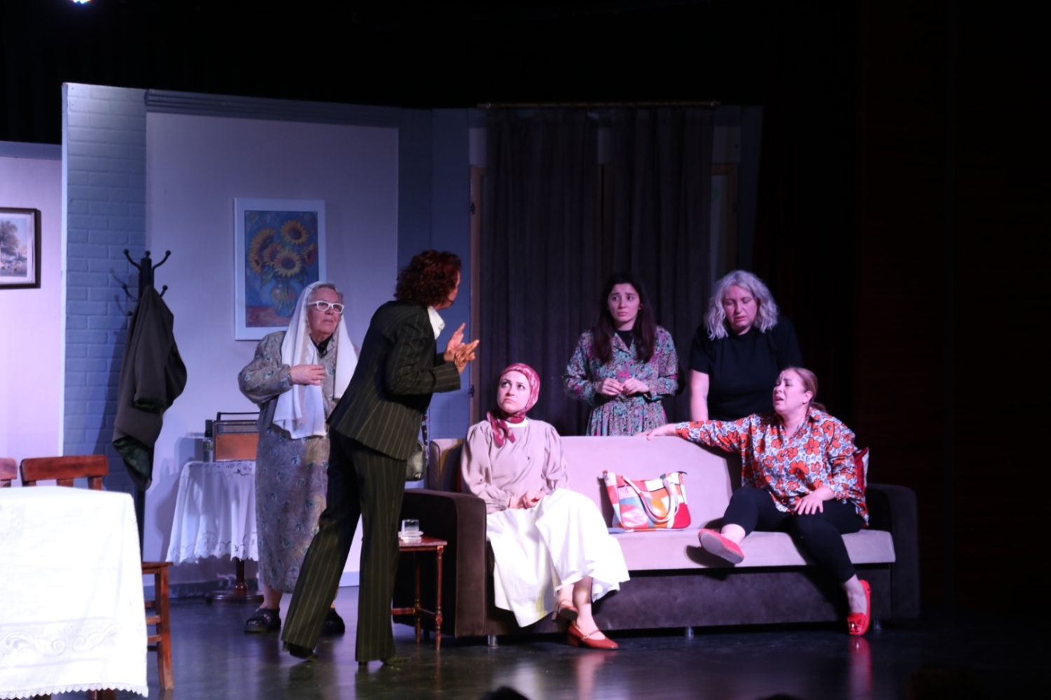 Kadın sığınağı sezon finalini yaptı
