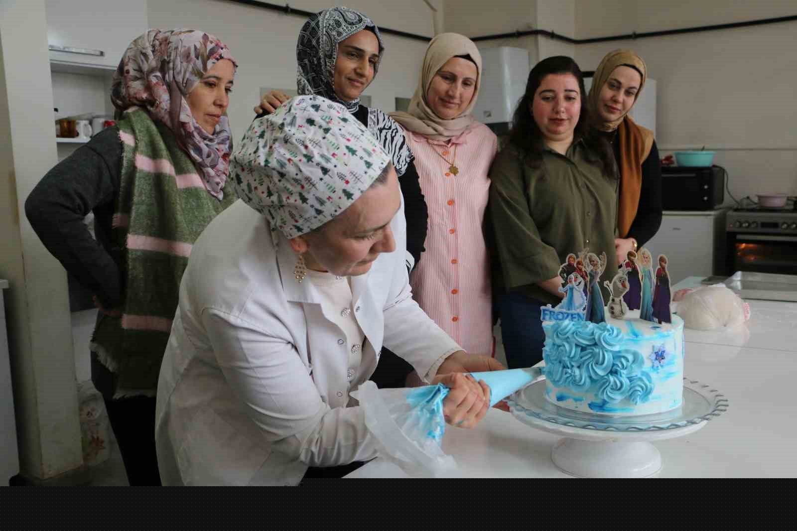 Kadınların emeği madalyayla taçlandı
