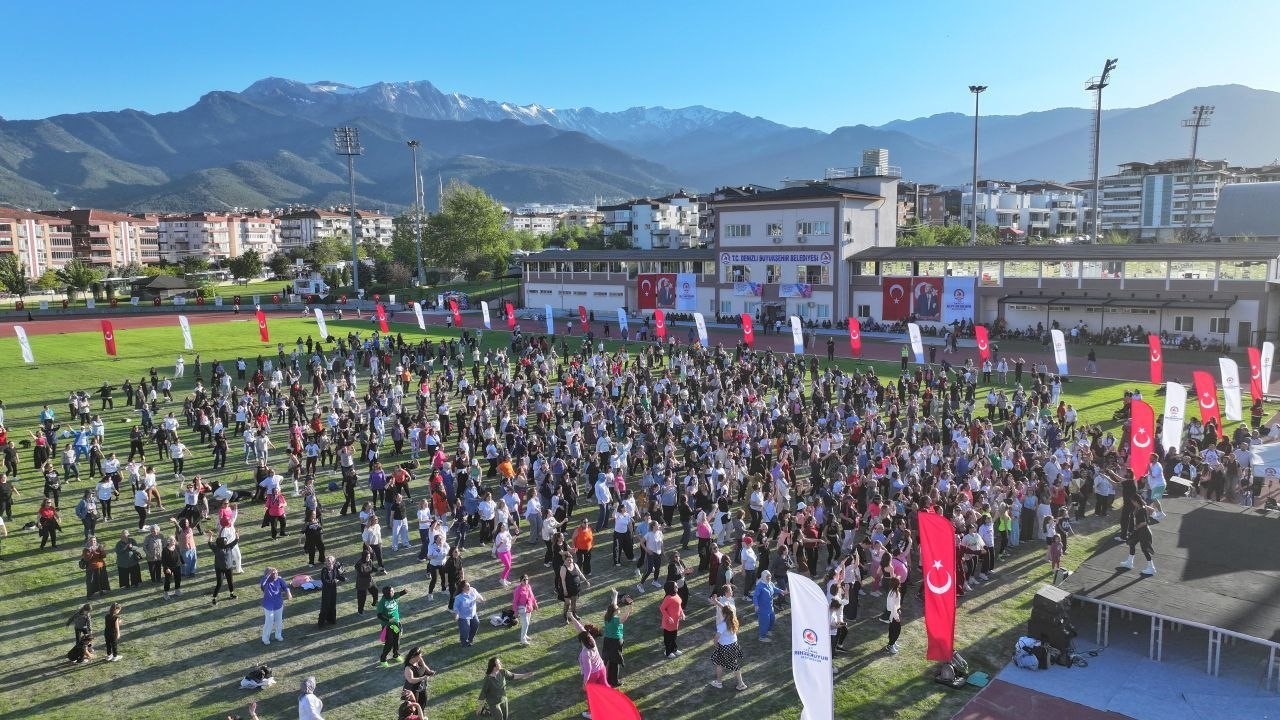 Kadınların ritmi Denizli’ye enerji kattı
