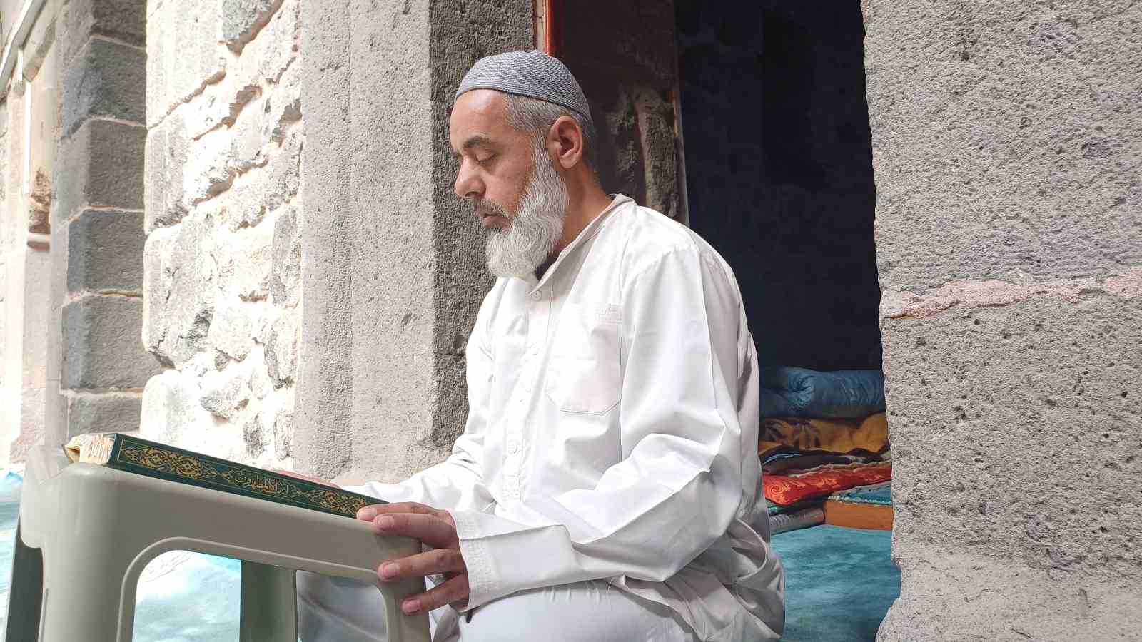 Kadir Gecesi’ni Ramazan’ın son 10 gününde arıyorlar
