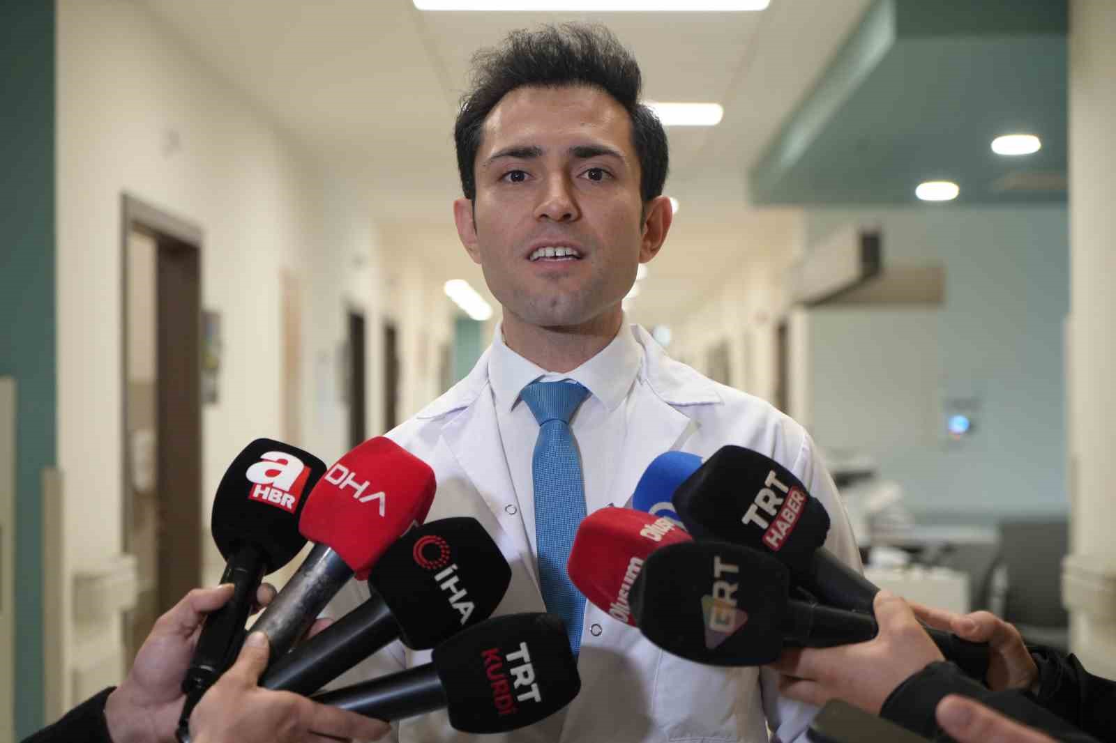 Kafasındaki nadir tümör alındı, hayata tekrar gülümsedi
Kafasındaki nadir tümör alındı, hayata tekrar gülümsedi