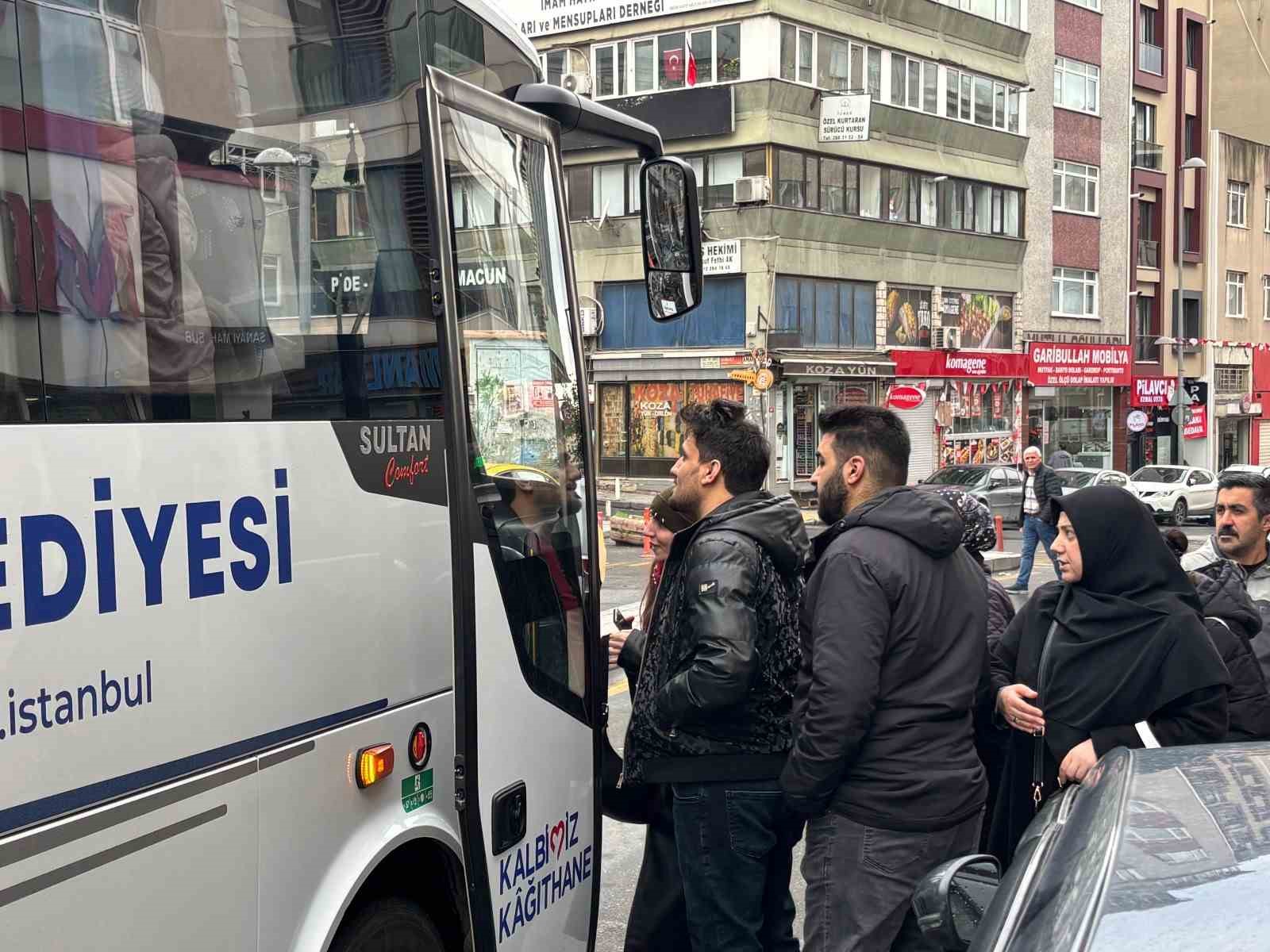 Kağıthane Belediyesi’nden kabir ziyaretlerine kolaylık
