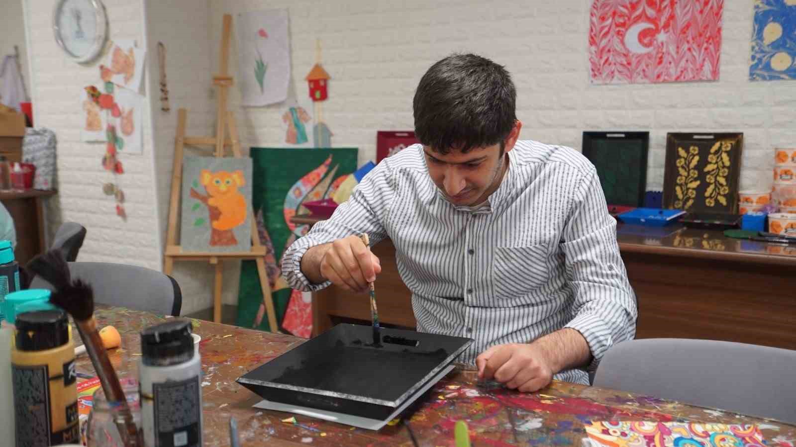 Kağıthane’de engelli bireyler için sanat eğitimi
