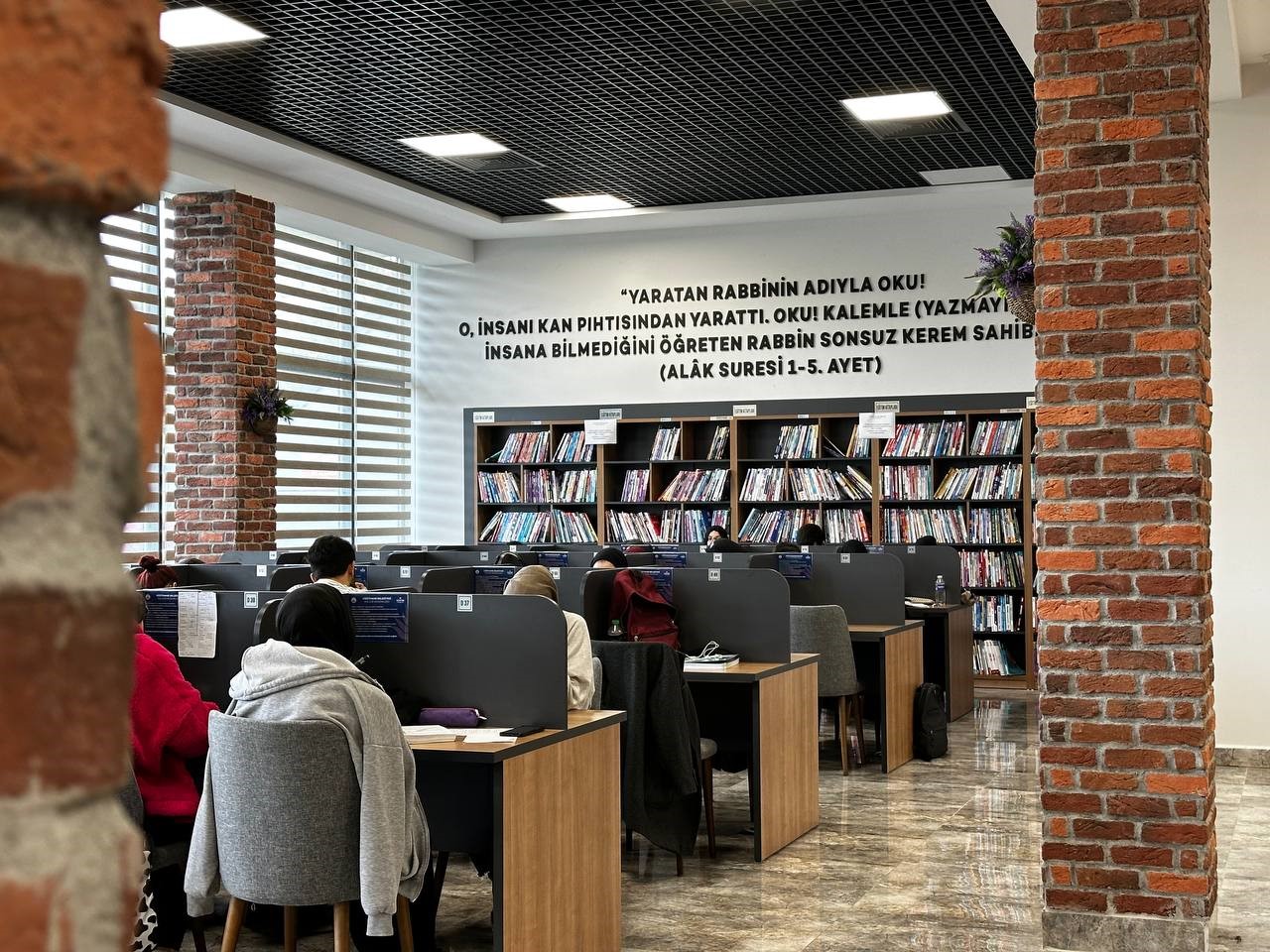 Kağıthane’de gençler için kültürel ve sportif faaliyet programları sürdürülüyor
