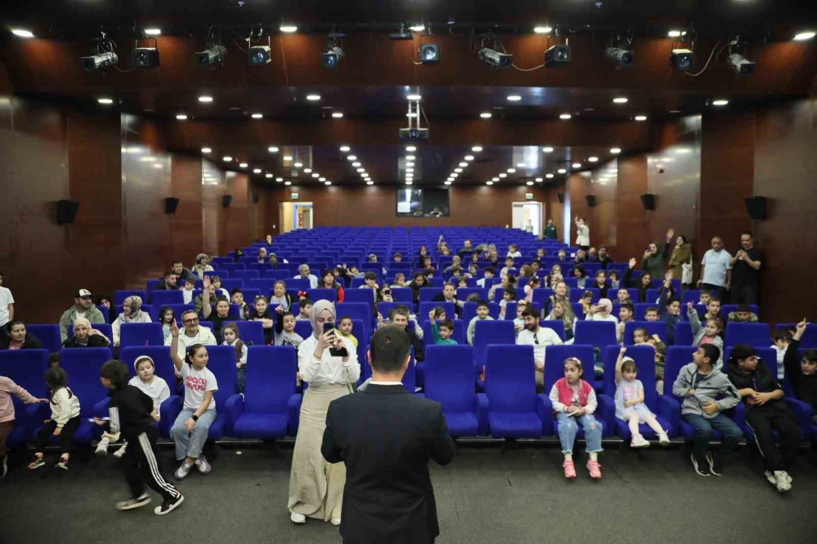 Kağıthane’de kültür ve sanat sezonu yoğun ilgi görüyor
