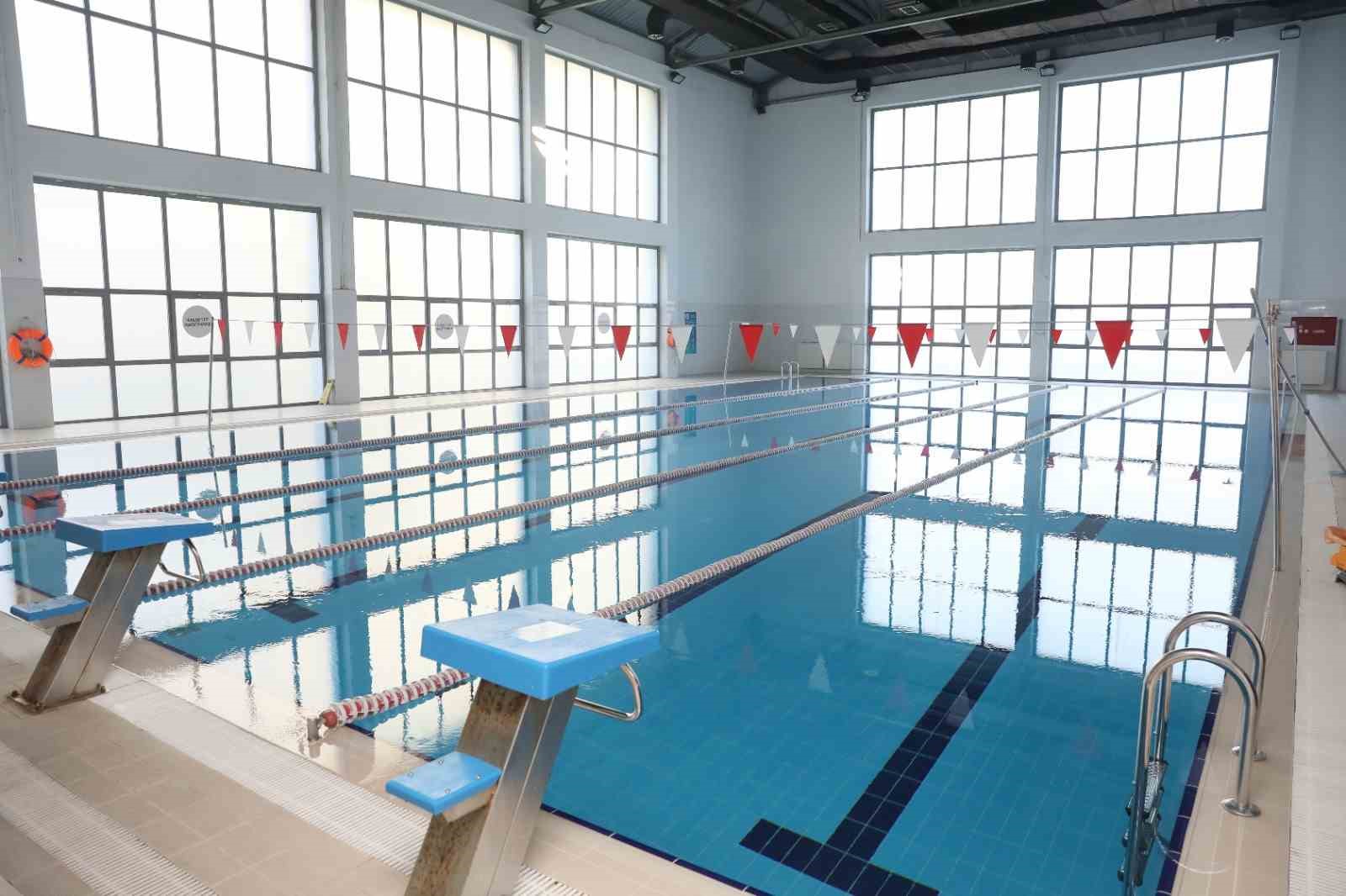 Kağıthane’de yetişkinlere yönelik yüzme ve fitness kurslarında yeni dönem başladı
Kağıthane’de yetişkinlere yönelik yüzme ve fitness kurslarında yeni dönem başladı
