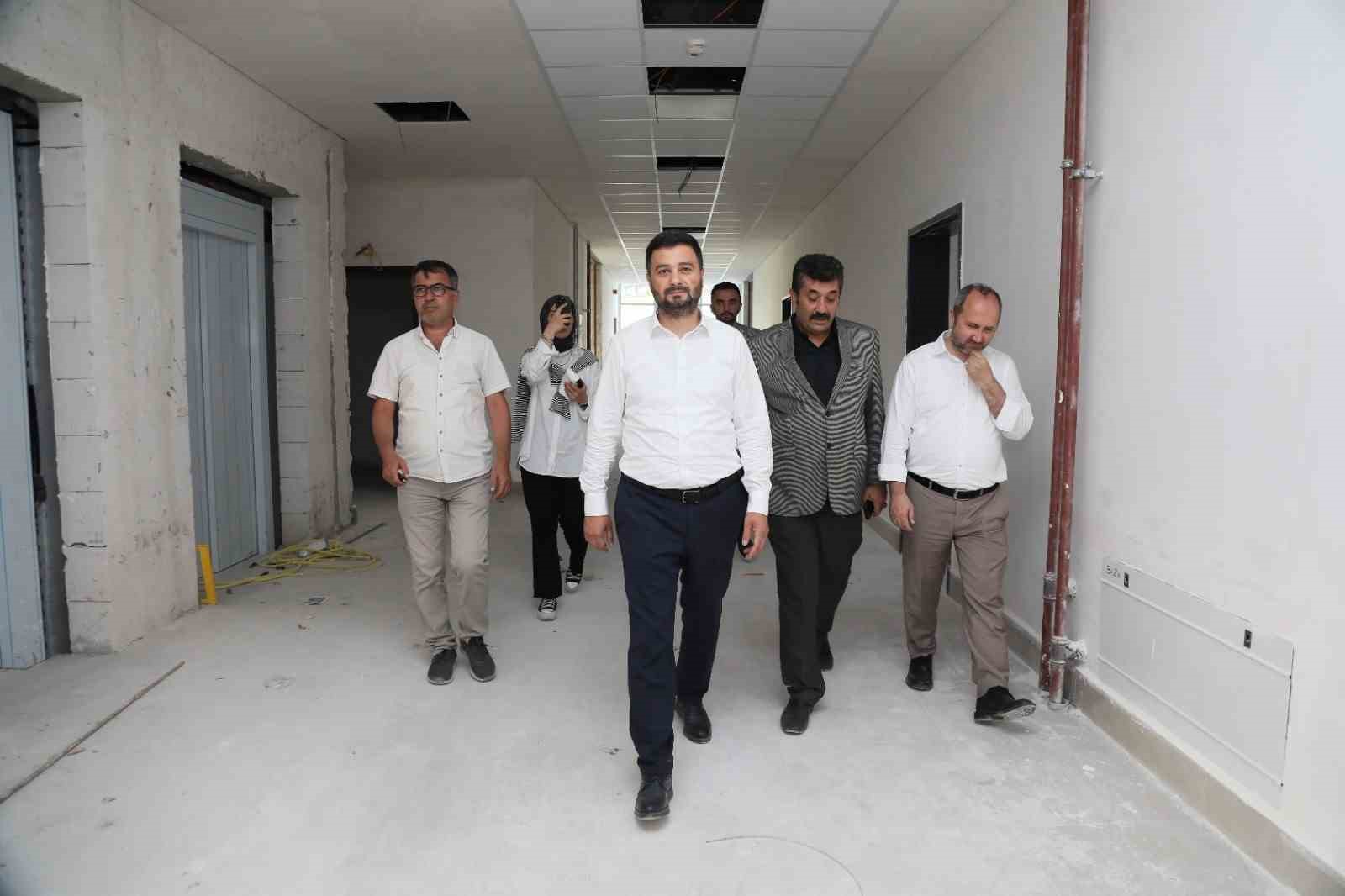 Kağıthane’ye iki yeni okul daha kazandırılıyor
Kağıthane’ye iki yeni okul daha kazandırılıyor