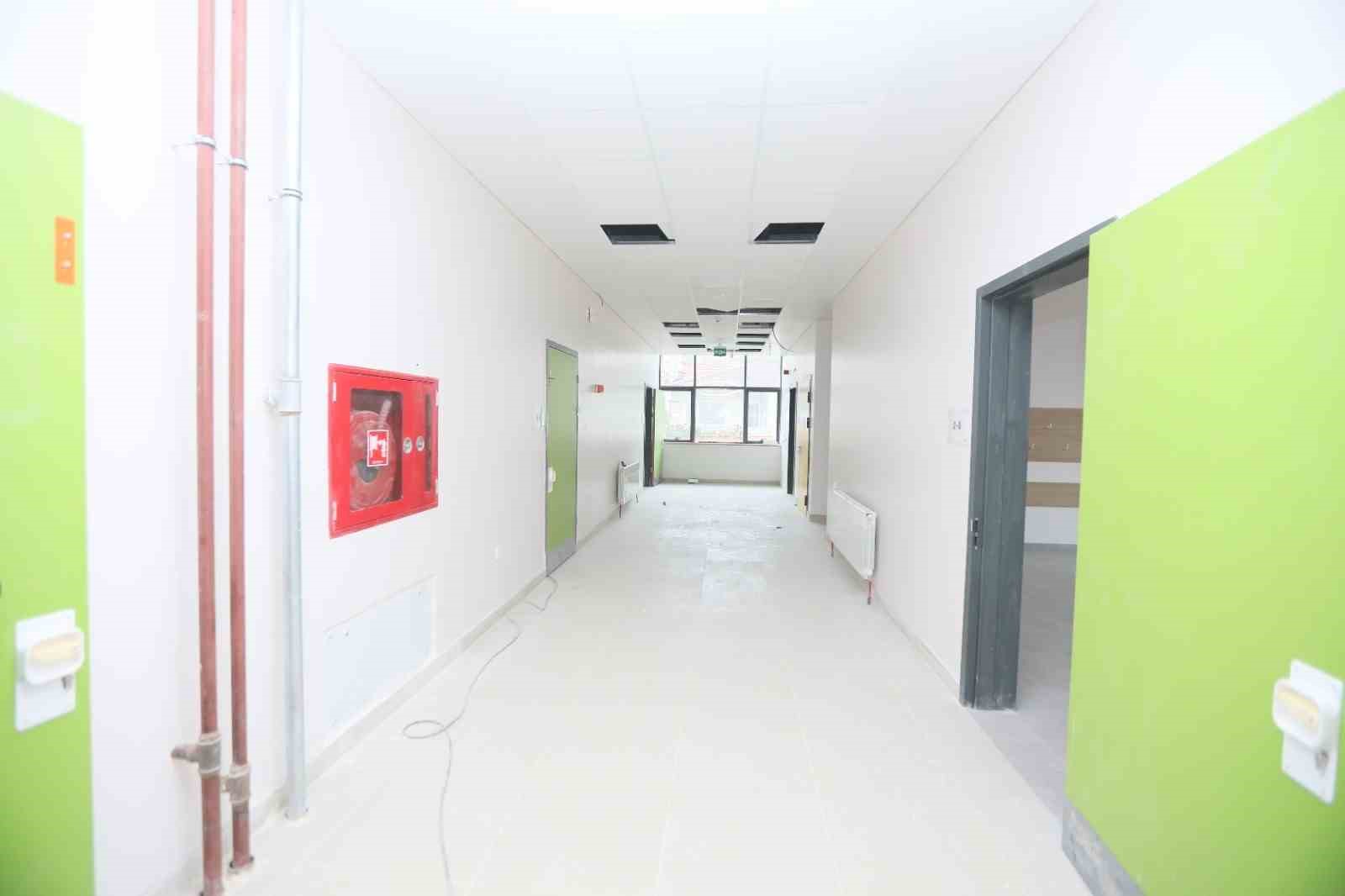 Kağıthane’ye iki yeni okul daha kazandırılıyor
Kağıthane’ye iki yeni okul daha kazandırılıyor