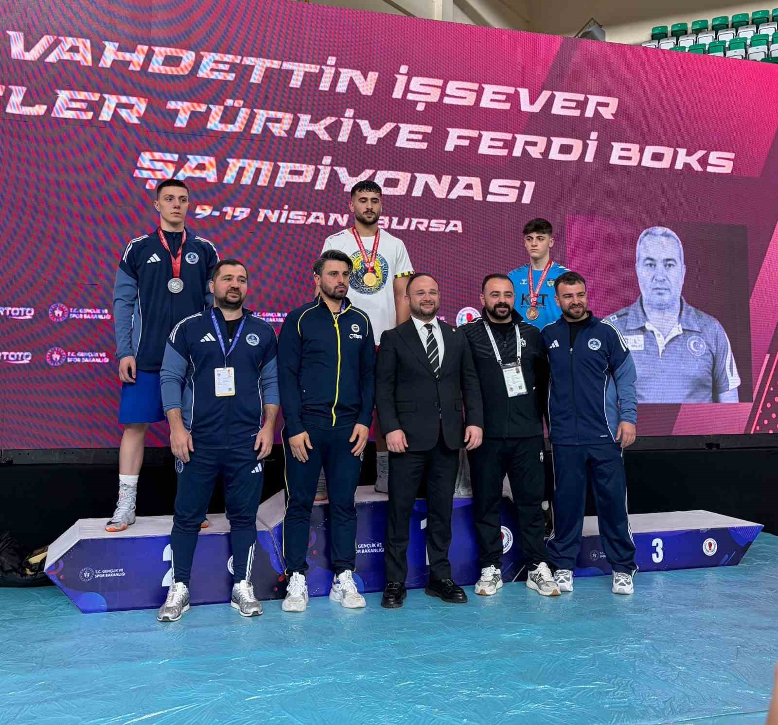 Kağıtspor’dan 471 madalyalık başarı
