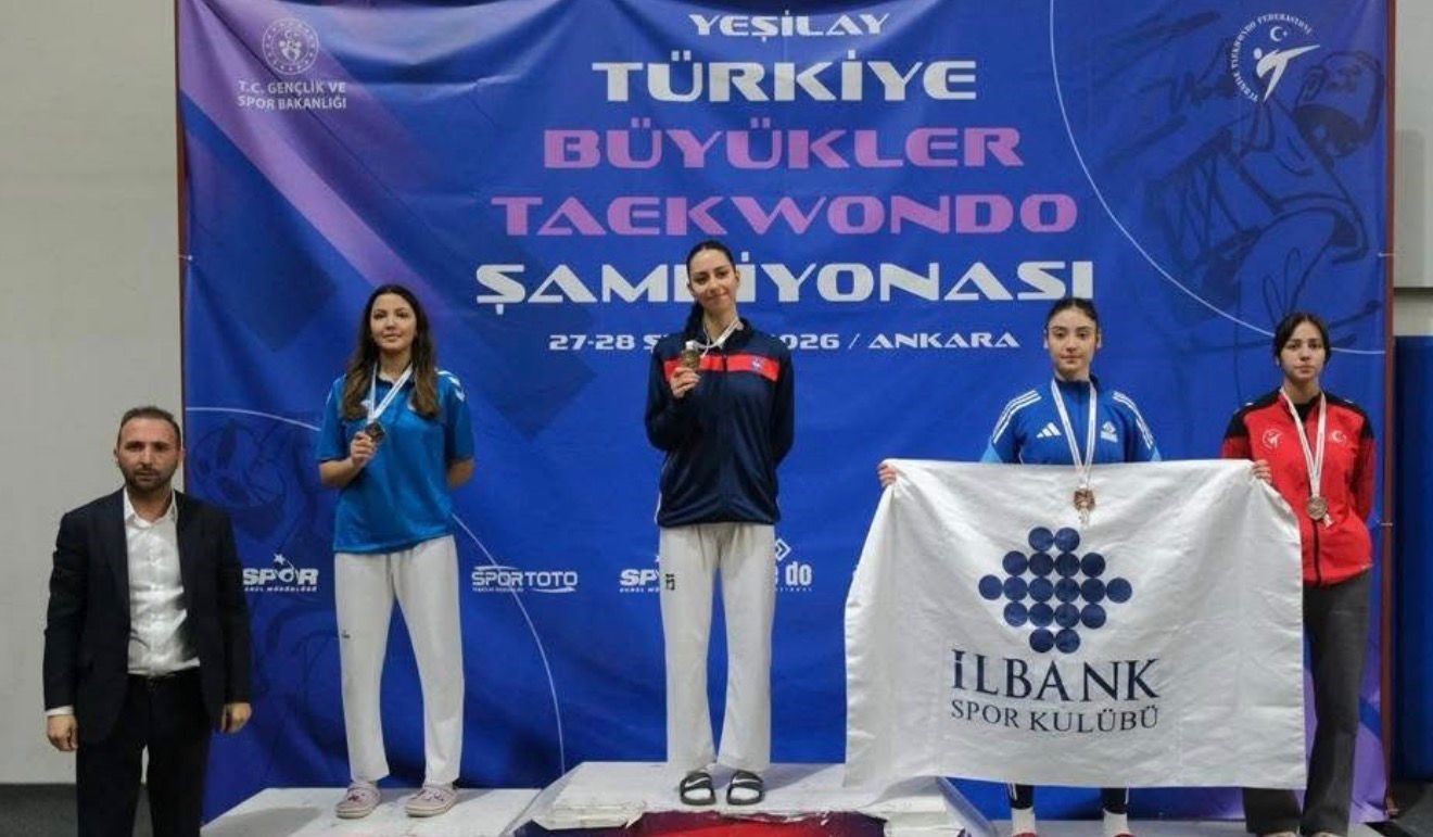 Kağıtsporlu sporculardan madalya yağmuru
