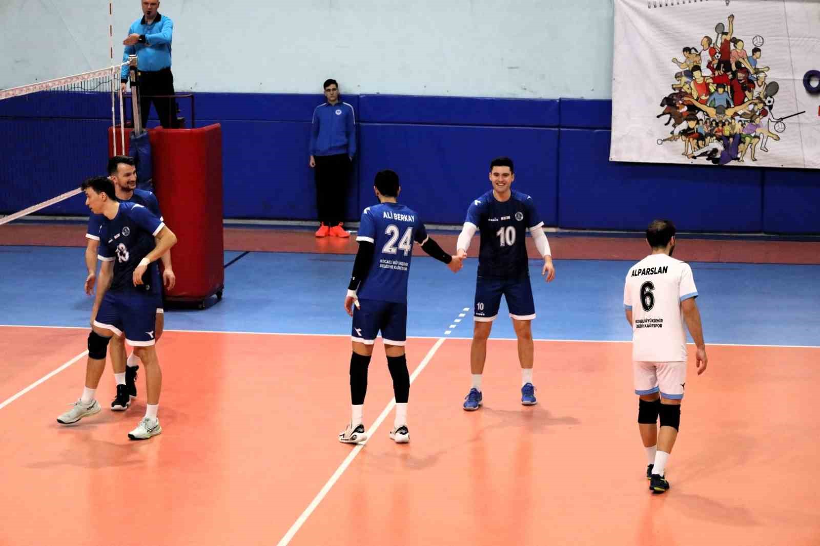 Kağıtspor’un hedefi Efeler Ligi
