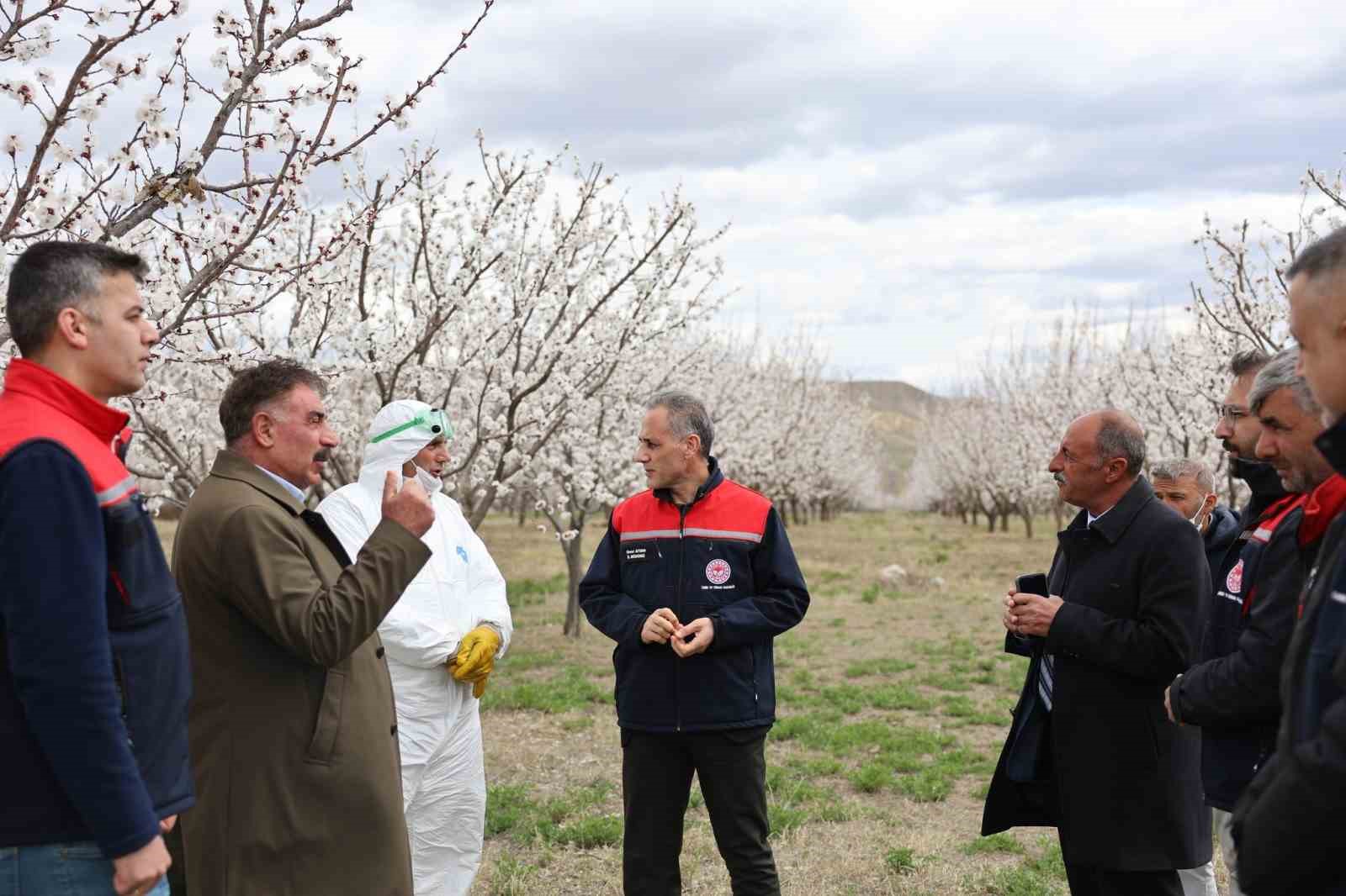 Kağızman’da üreticilerle gelecek planlanıyor
