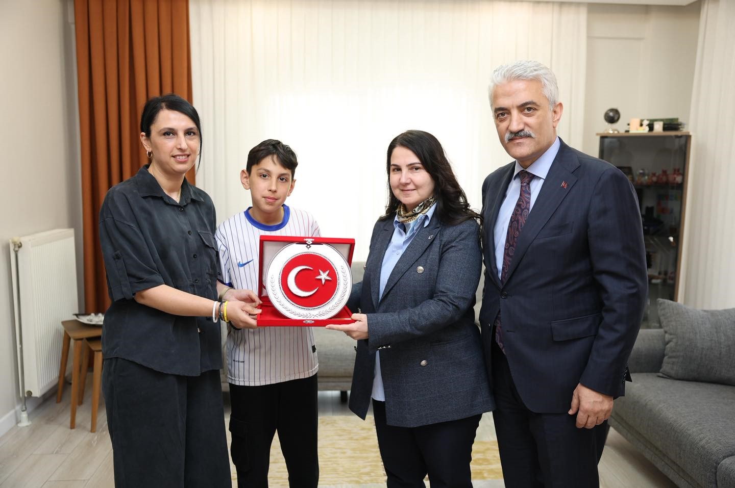 Kahraman şehitlerimizin emanetlerine vefa
